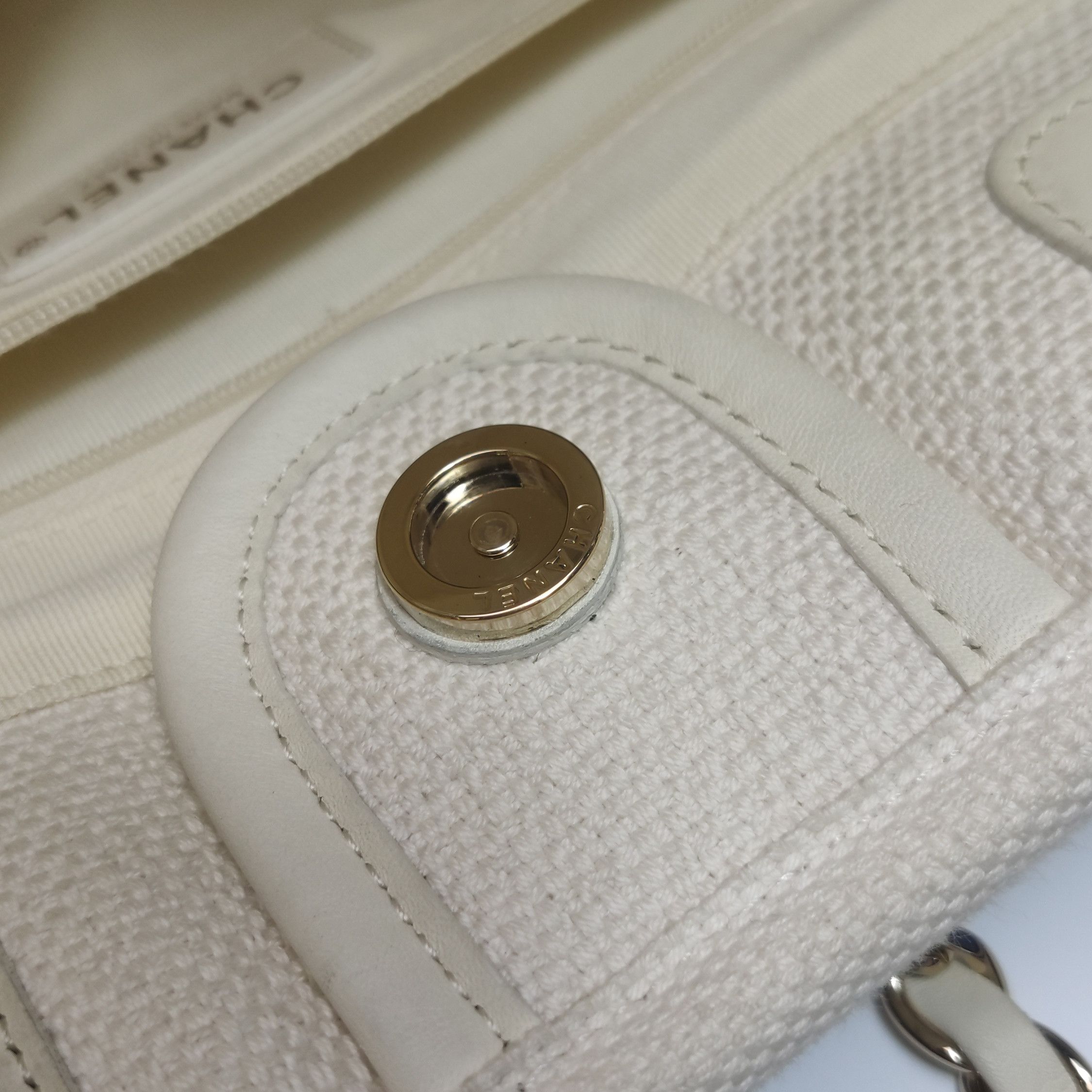 Chanel Chanel Women os Shoulder Bags Size ONE SIZE - 15 Thumbnail