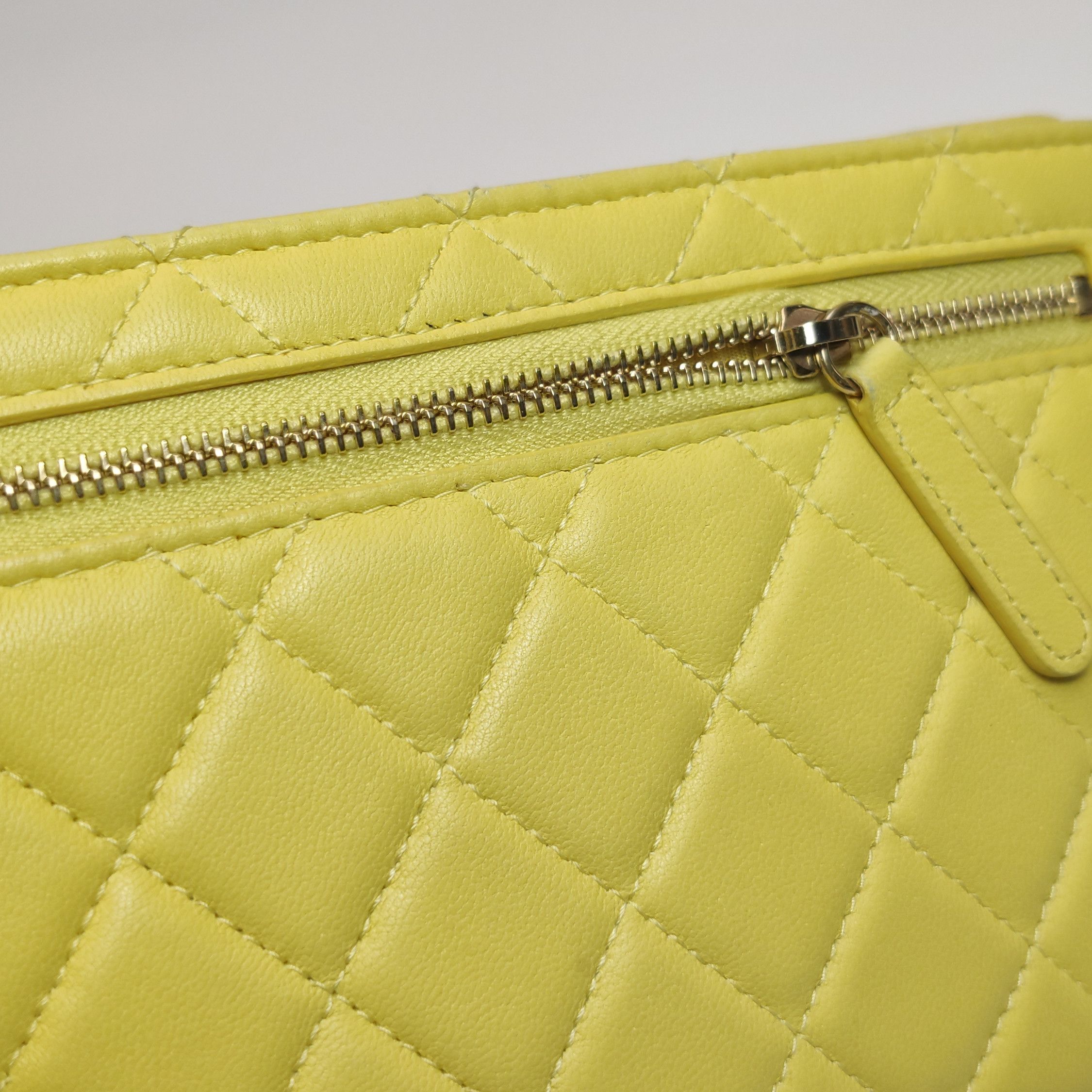 Chanel Chanel Women os Clutches Size ONE SIZE - 19 Thumbnail
