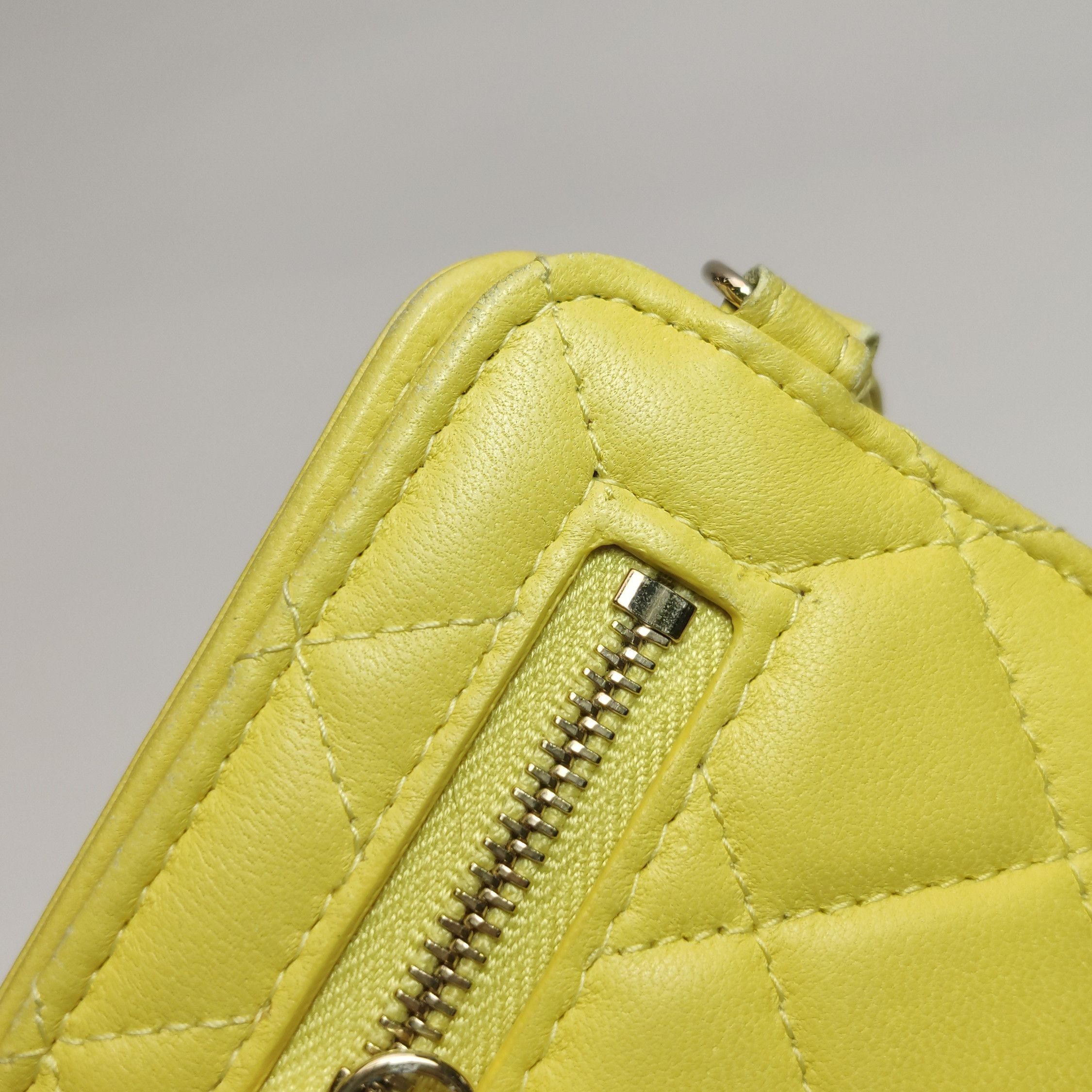 Chanel Chanel Women os Clutches Size ONE SIZE - 18 Thumbnail