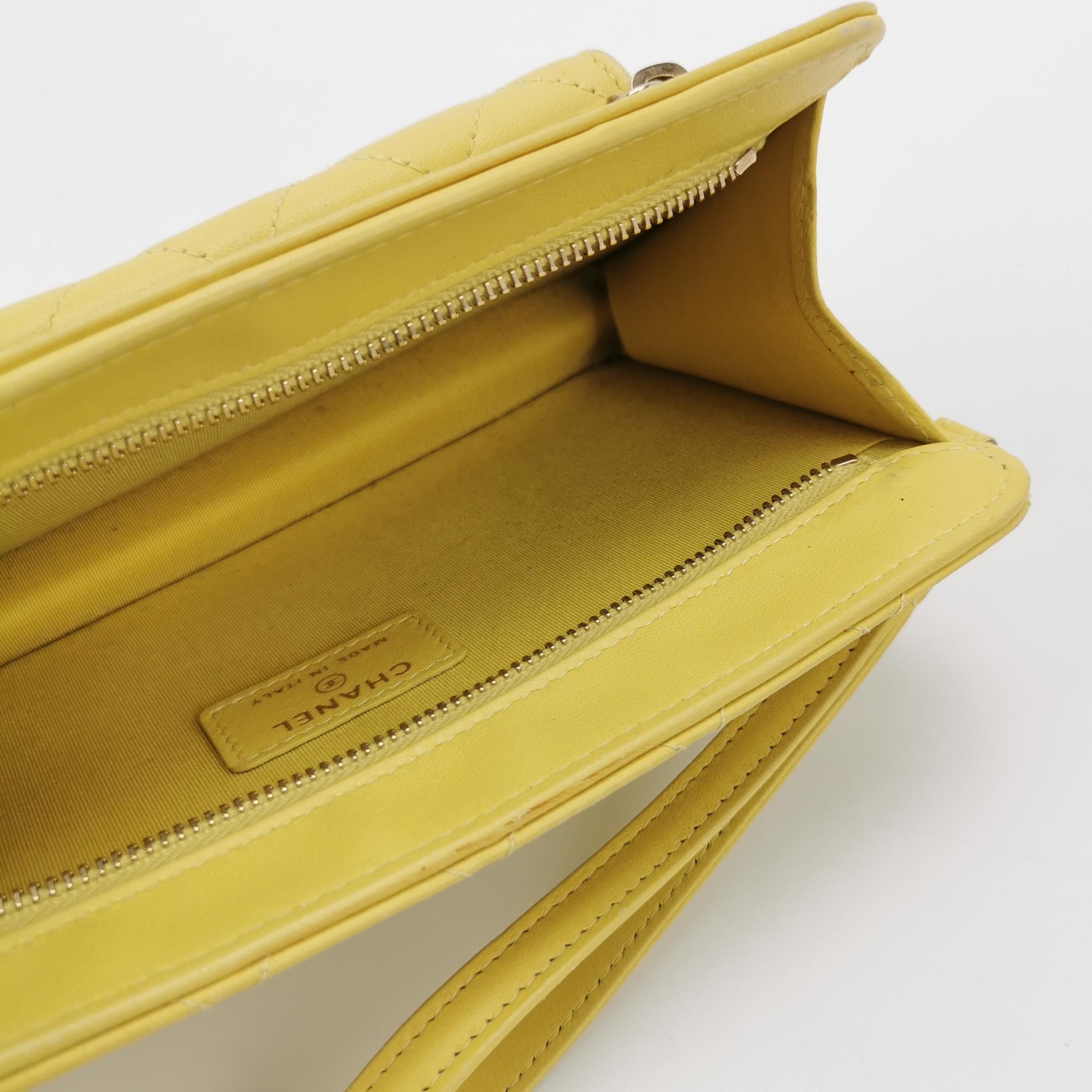 Chanel Chanel Women os Clutches Size ONE SIZE - 6 Thumbnail