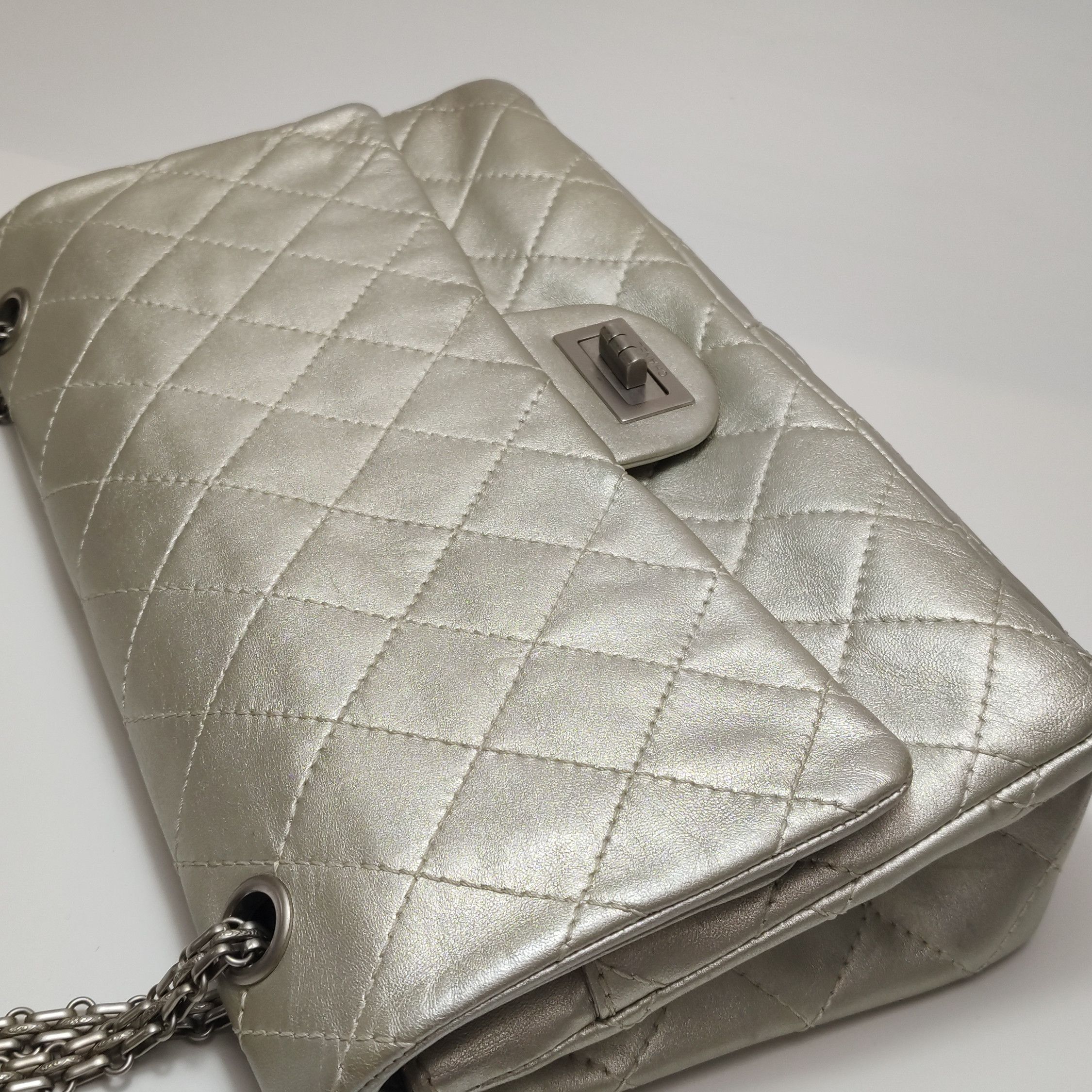 Chanel Chanel Women os Shoulder Bags Size ONE SIZE - 18 Thumbnail