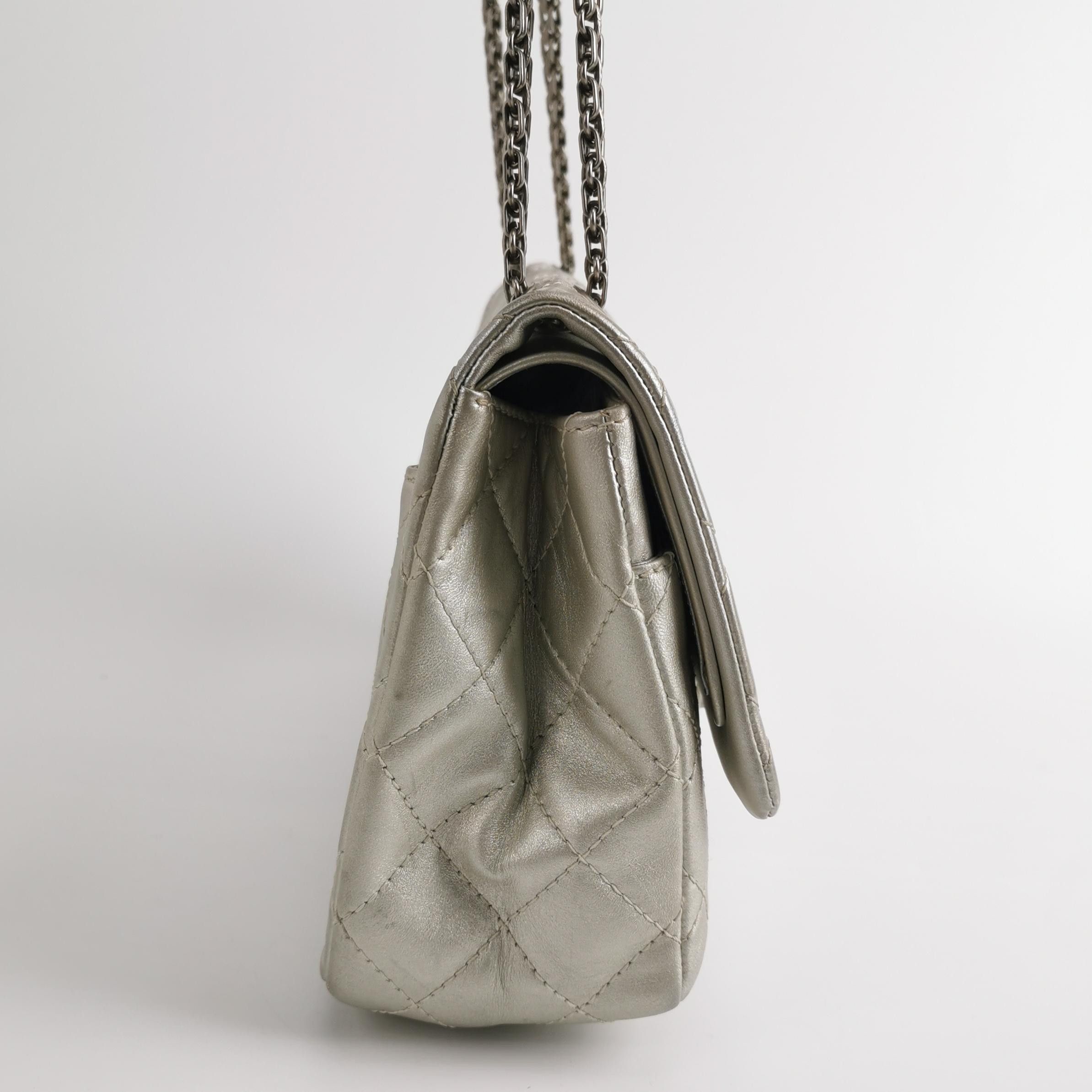 Chanel Chanel Women os Shoulder Bags Size ONE SIZE - 4 Thumbnail