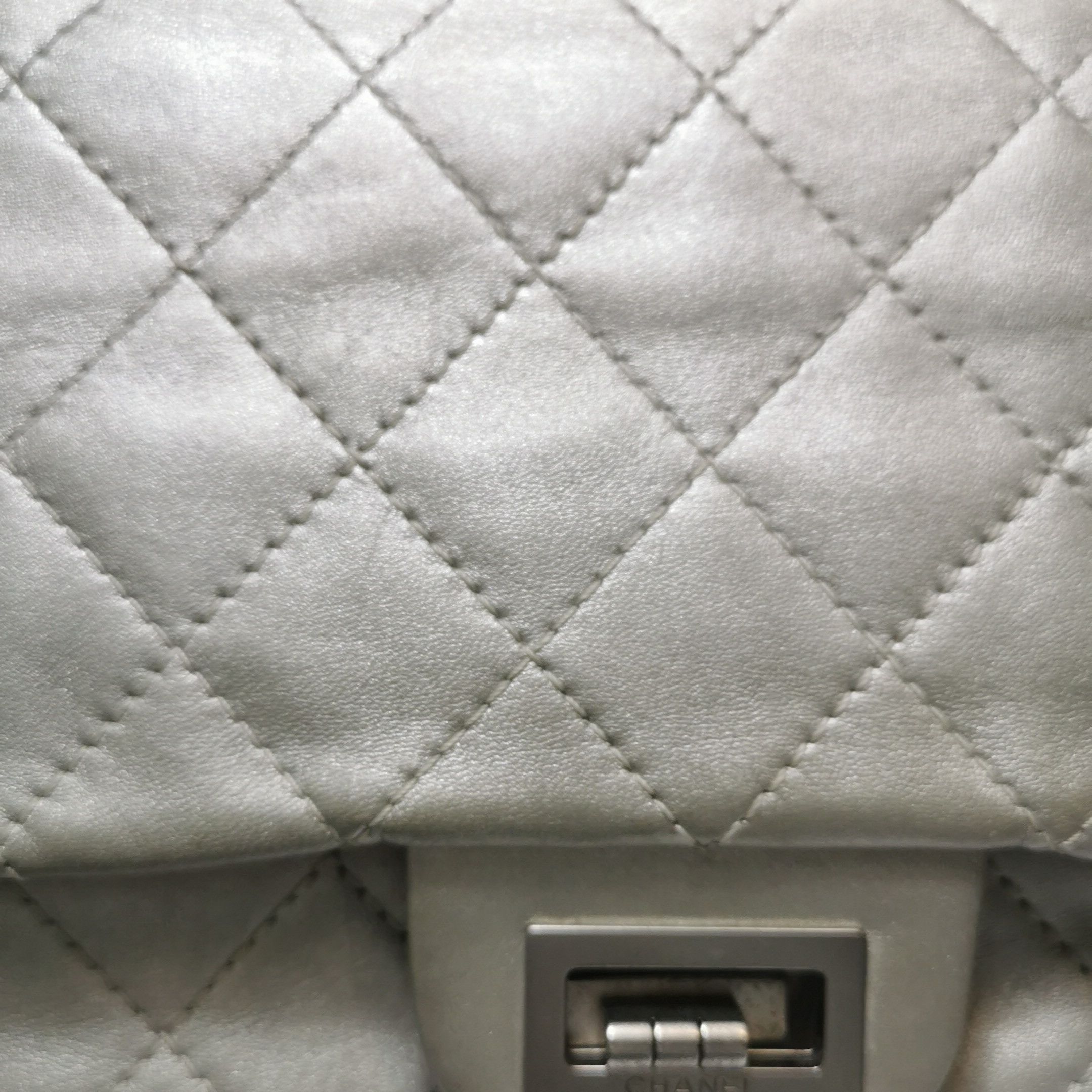 Chanel Chanel Women os Shoulder Bags Size ONE SIZE - 20 Thumbnail