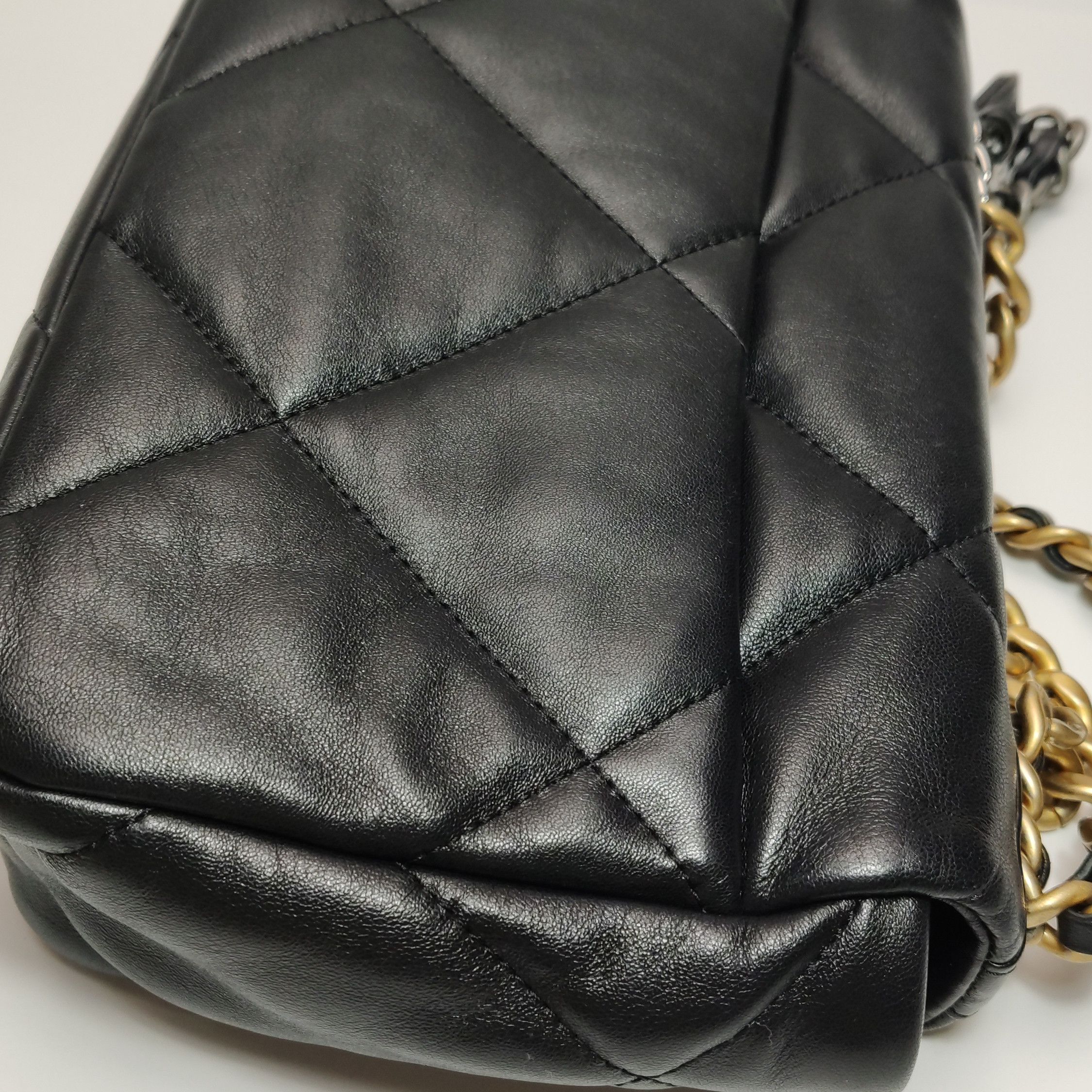 Chanel Chanel Women os Shoulder Bags Size ONE SIZE - 19 Thumbnail
