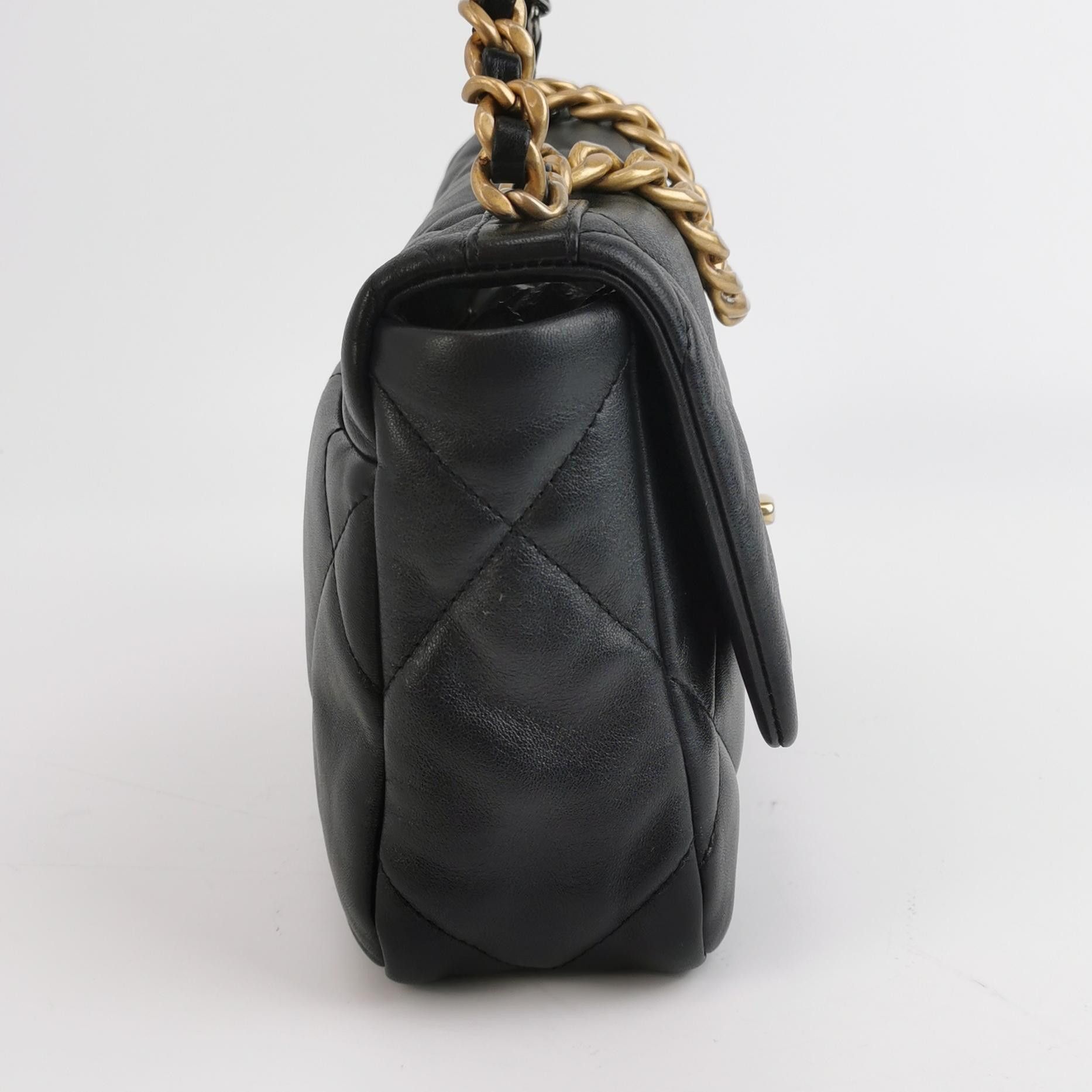 Chanel Chanel Women os Shoulder Bags Size ONE SIZE - 4 Thumbnail
