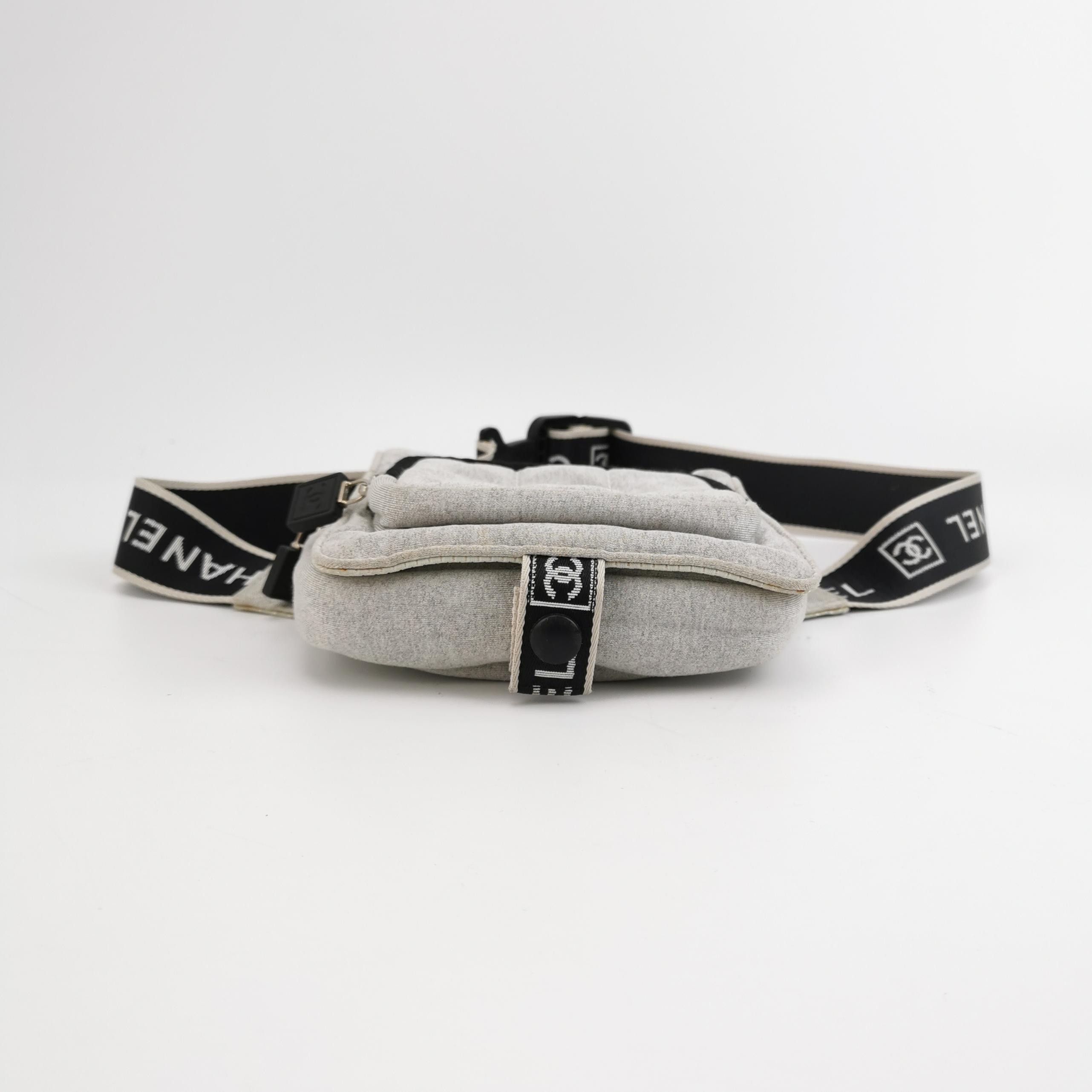 Chanel Chanel Women os Belt Bags Size ONE SIZE - 6 Thumbnail