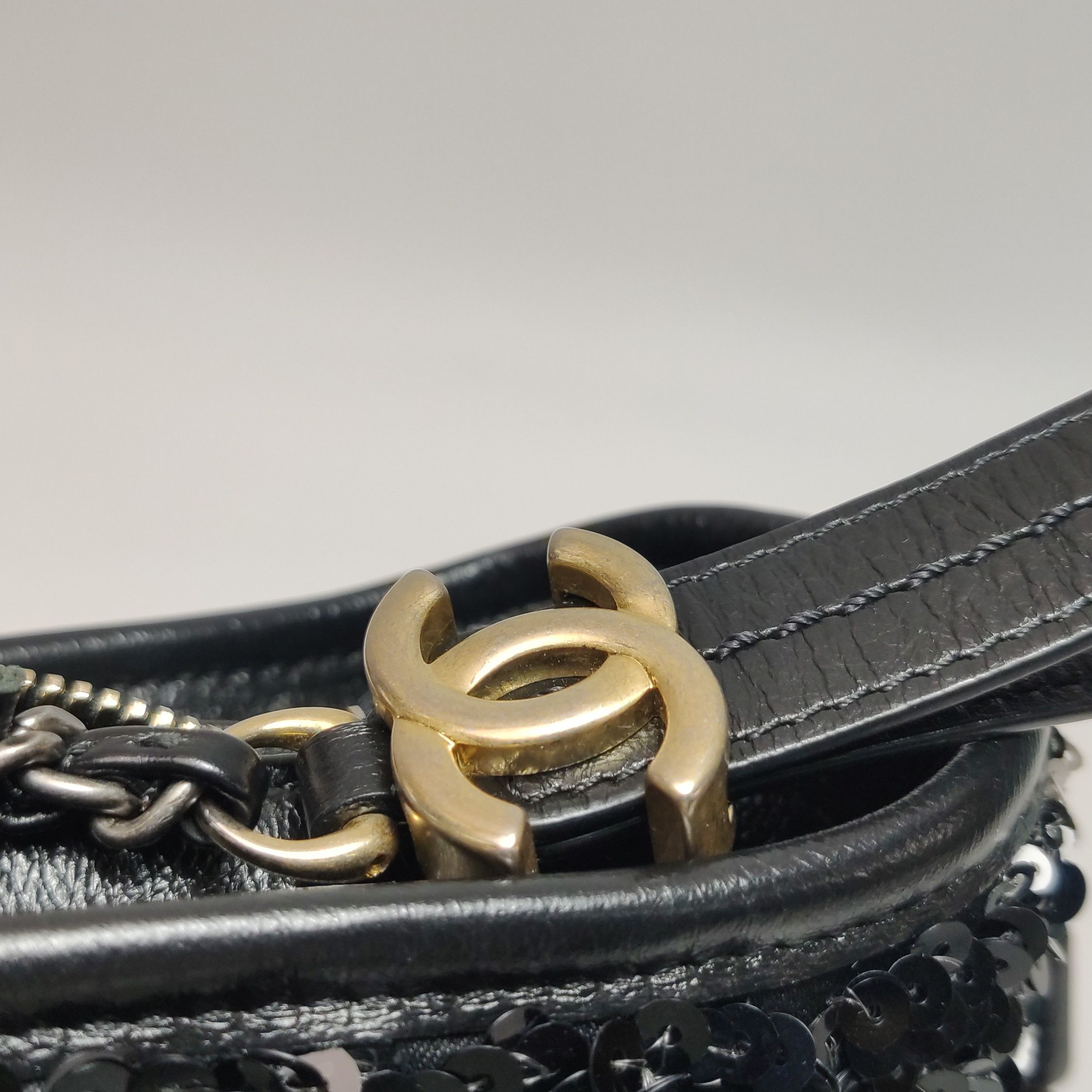 Chanel Chanel Women os Shoulder Bags Size ONE SIZE - 12 Thumbnail