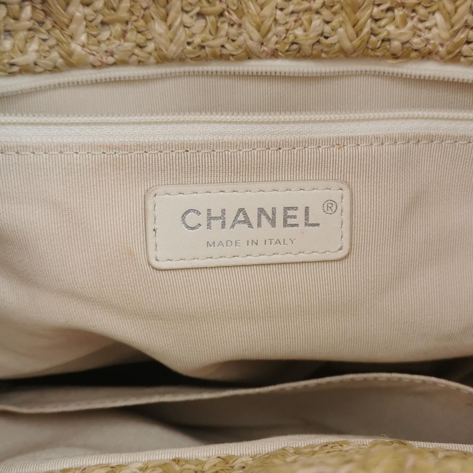 Chanel Chanel Women os Shoulder Bags Size ONE SIZE - 8 Thumbnail