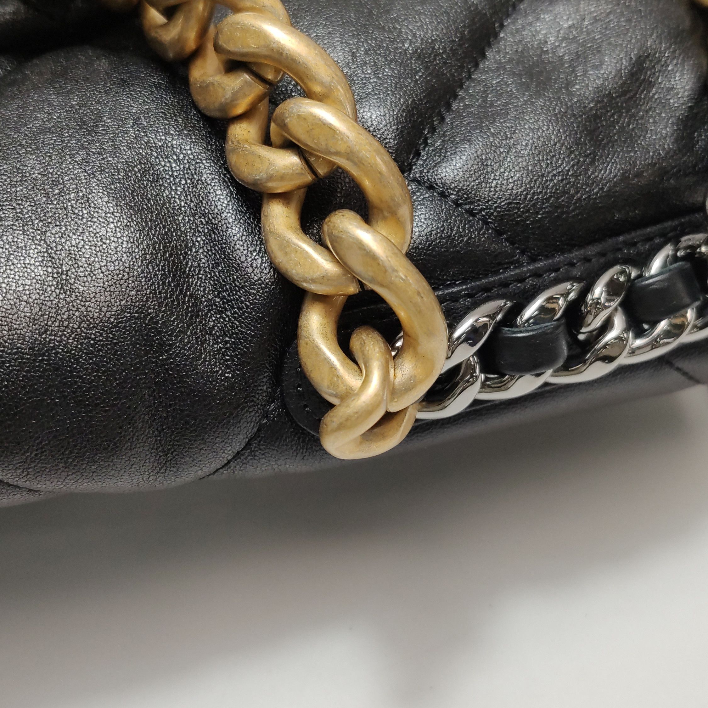 Chanel Chanel Women os Shoulder Bags Size ONE SIZE - 14 Thumbnail