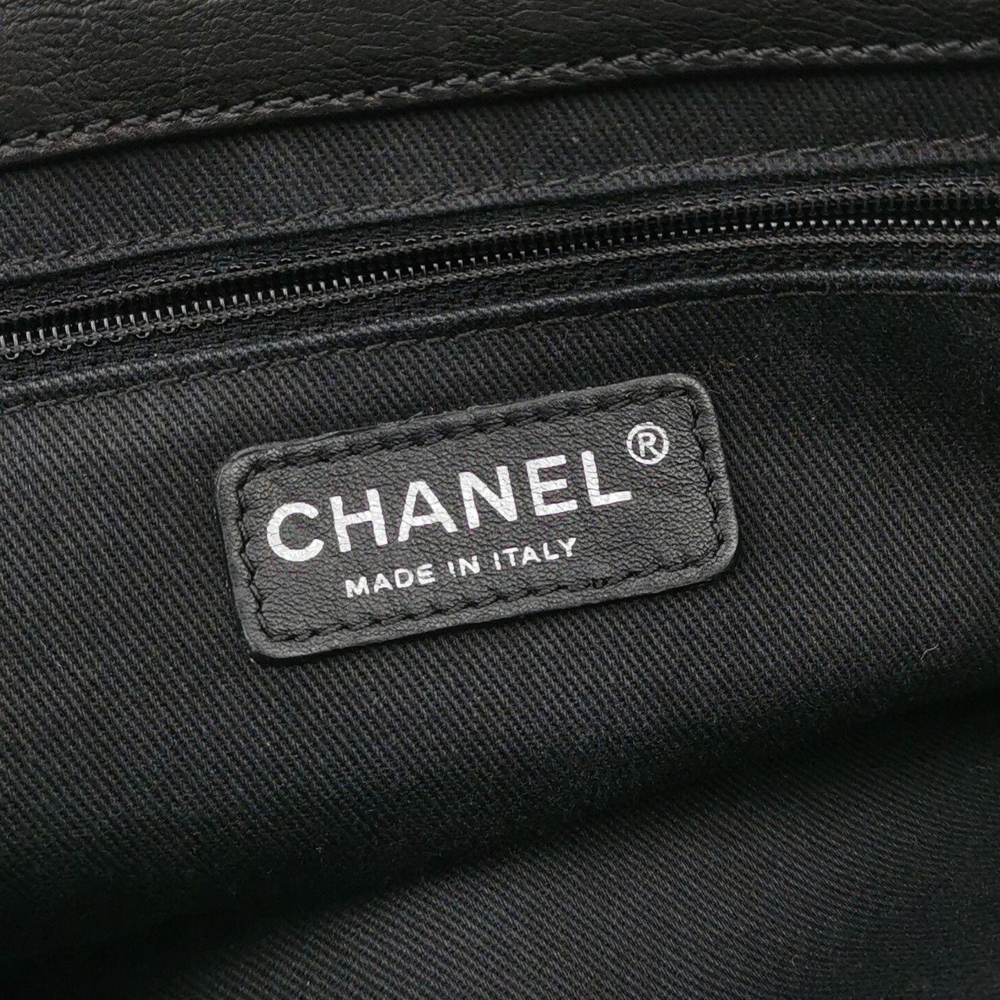 Chanel Chanel Women os Shoulder Bags Size ONE SIZE - 8 Thumbnail
