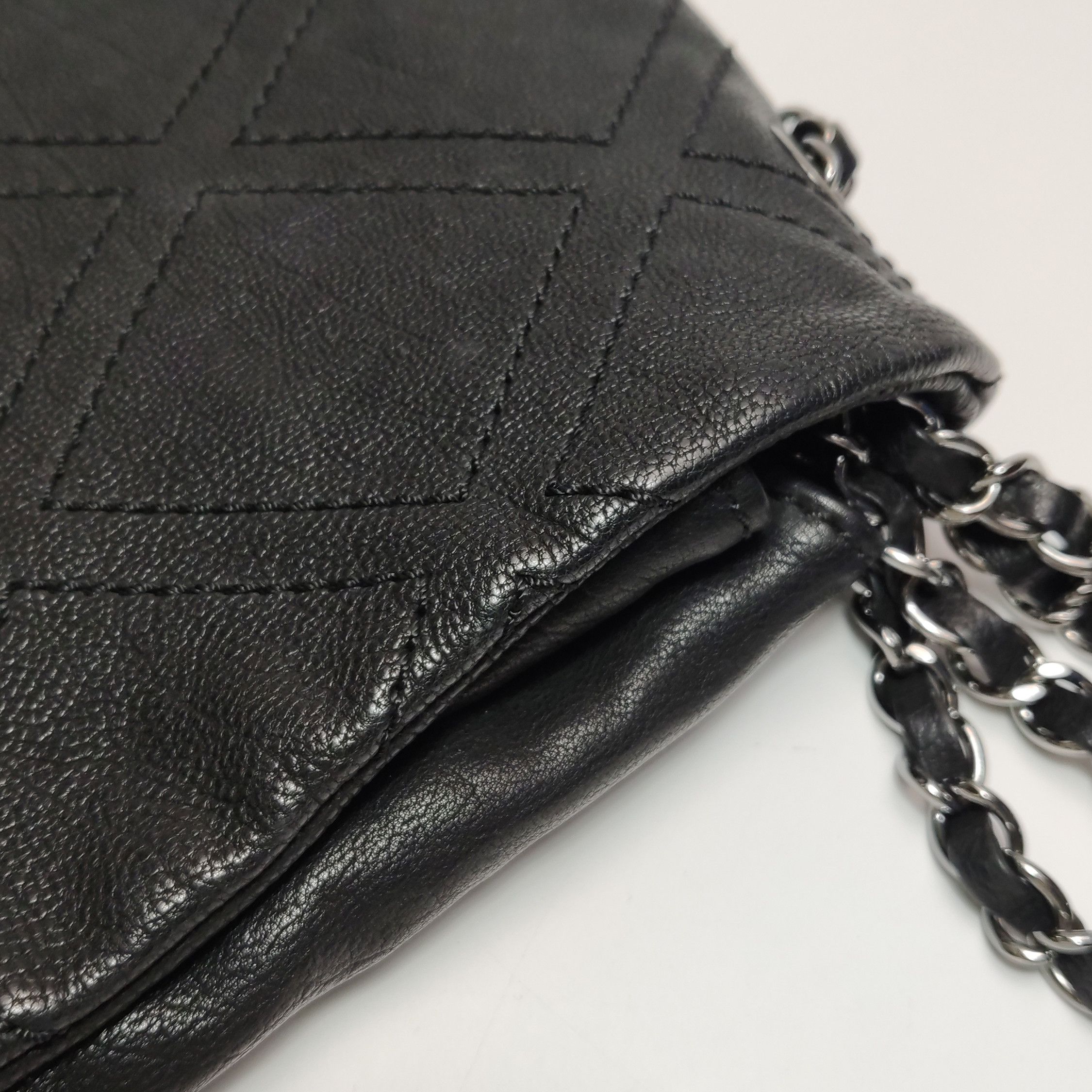 Chanel Chanel Women os Shoulder Bags Size ONE SIZE - 18 Thumbnail