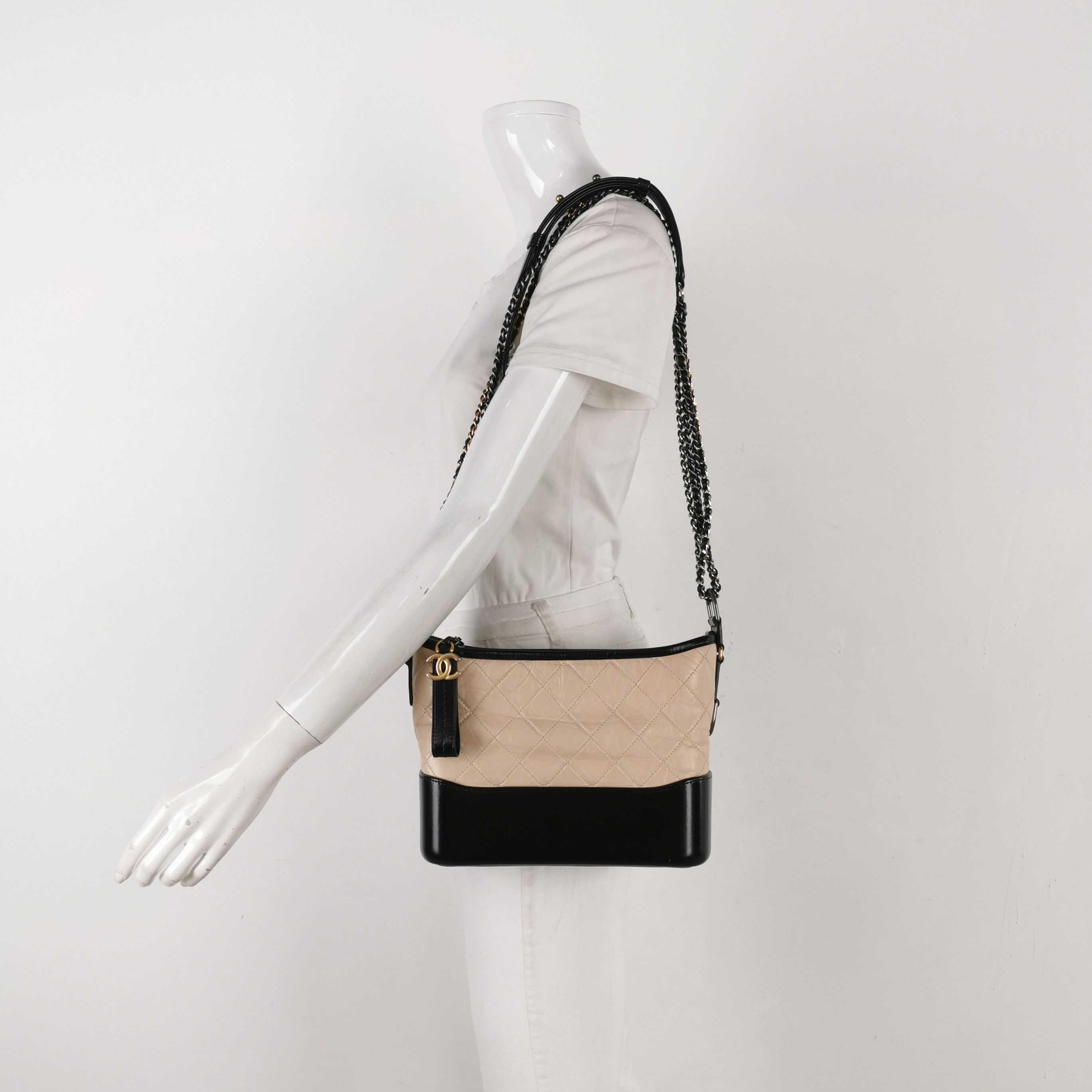 Chanel Chanel Women os Shoulder Bags Size ONE SIZE - 2 Thumbnail