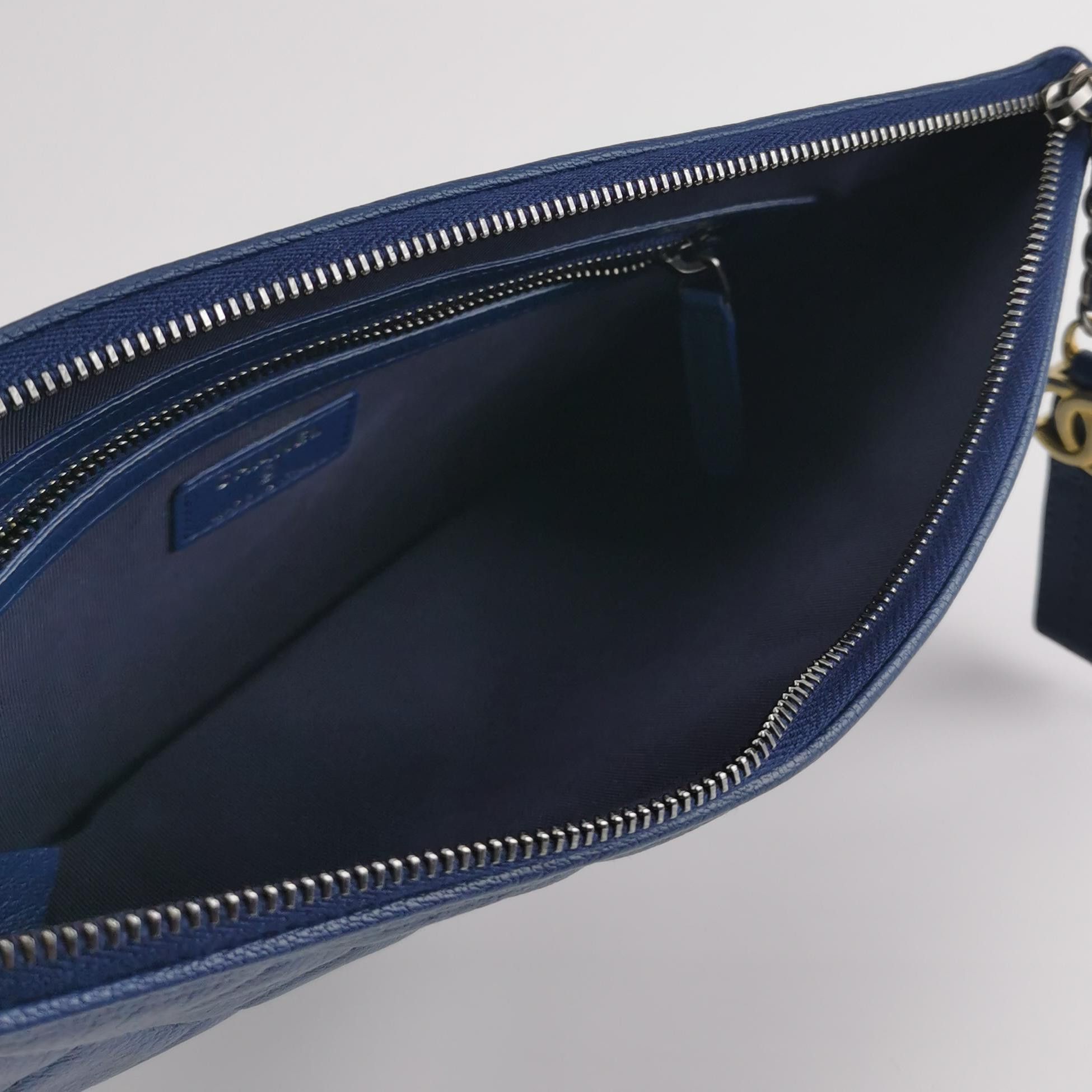 Chanel Chanel Women os Clutches Size ONE SIZE - 6 Thumbnail