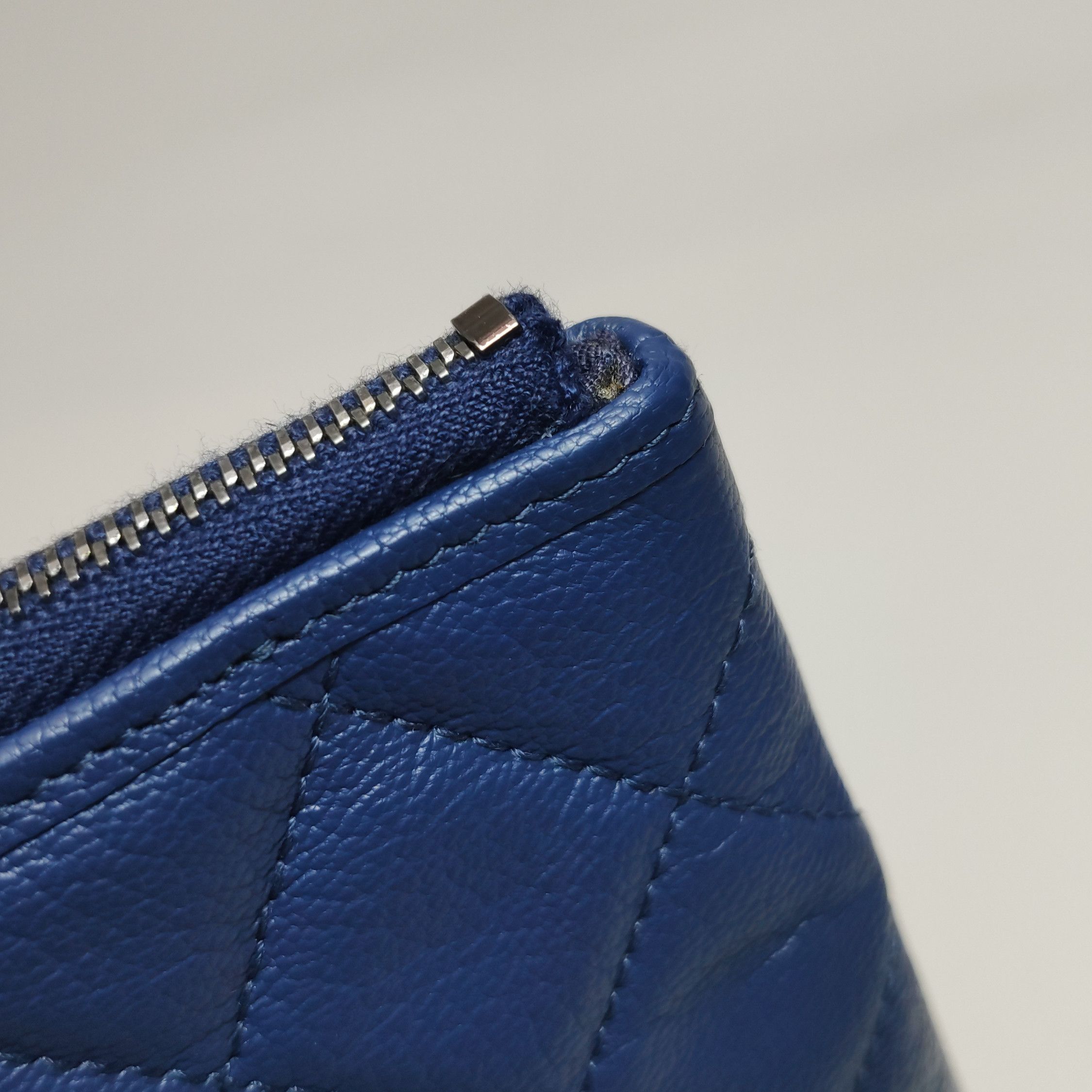 Chanel Chanel Women os Clutches Size ONE SIZE - 16 Thumbnail