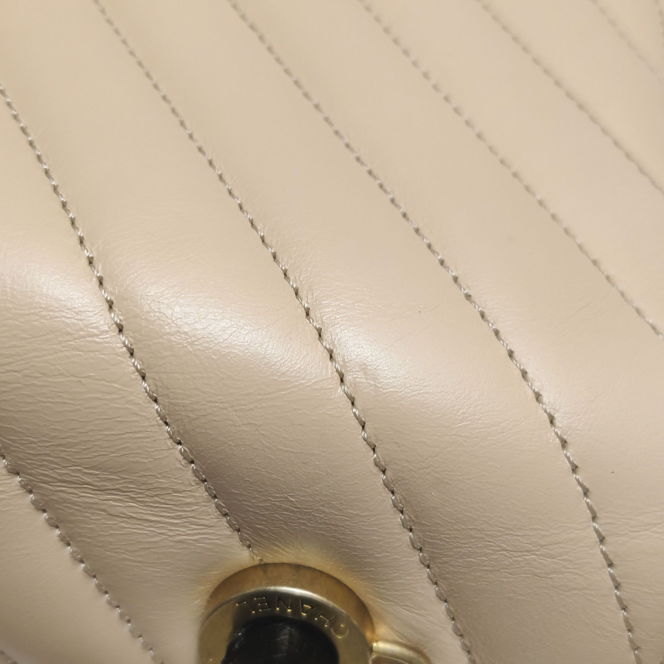 Chanel Chanel Women os Shoulder Bags Size ONE SIZE - 22 Thumbnail