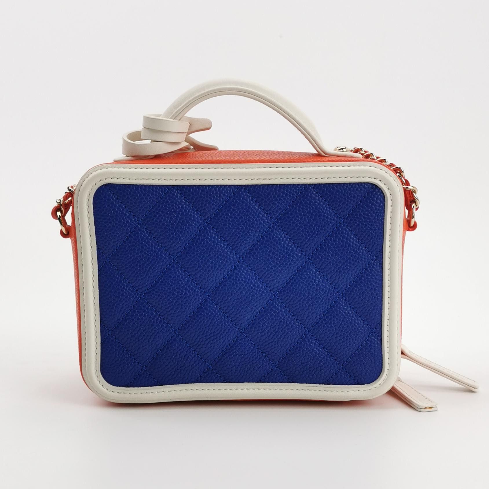 Chanel Chanel Women os Shoulder Bags Size ONE SIZE - 5 Thumbnail
