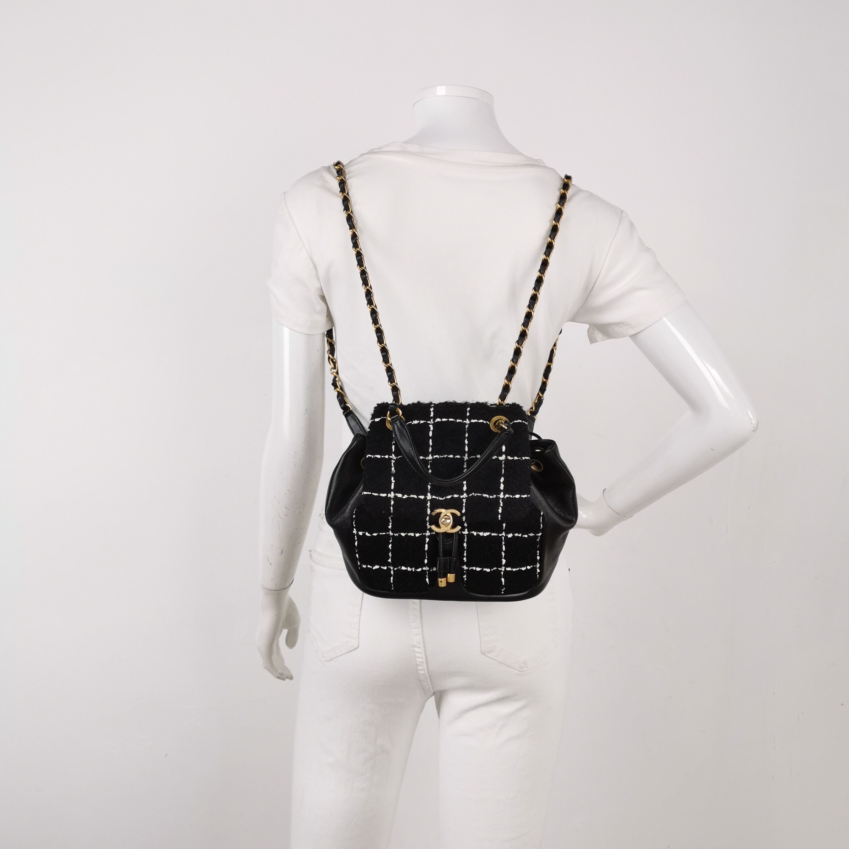 Chanel Chanel Women os Backpacks Size ONE SIZE - 2 Thumbnail