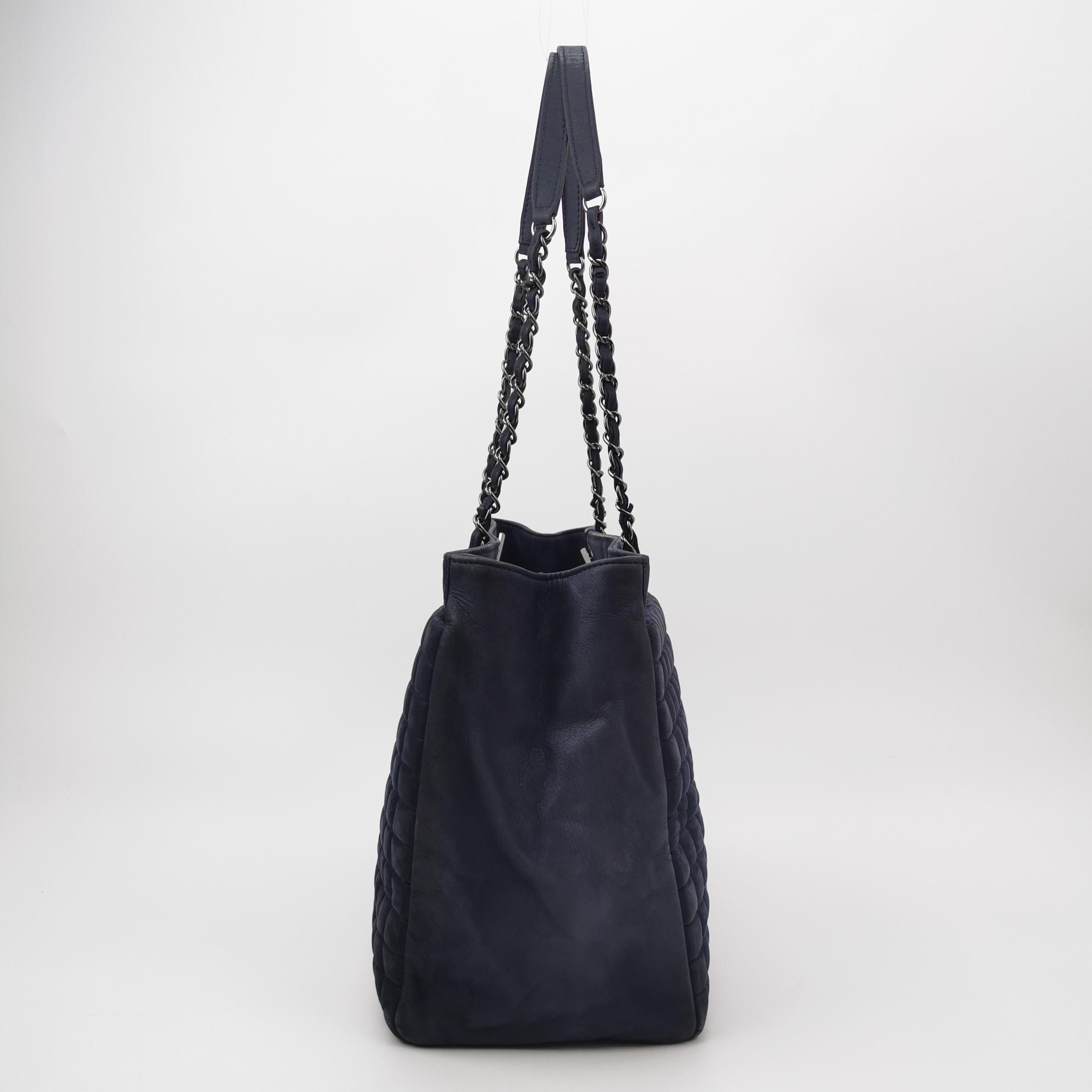 Chanel Chanel Women os Shoulder Bags Size ONE SIZE - 4 Thumbnail