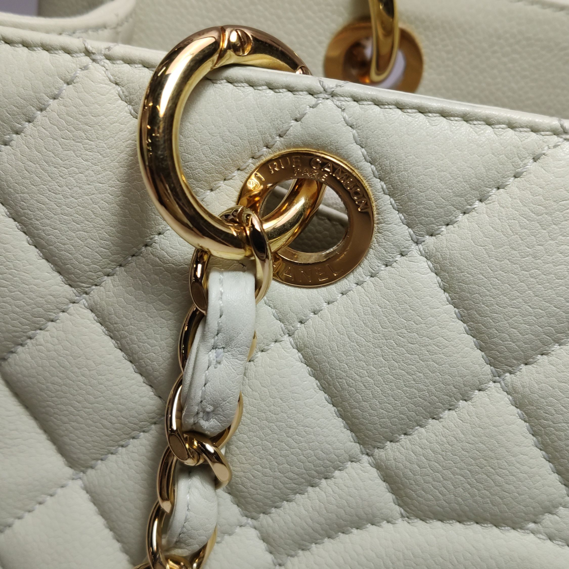 Chanel Chanel Women os Shoulder Bags Size ONE SIZE - 15 Thumbnail