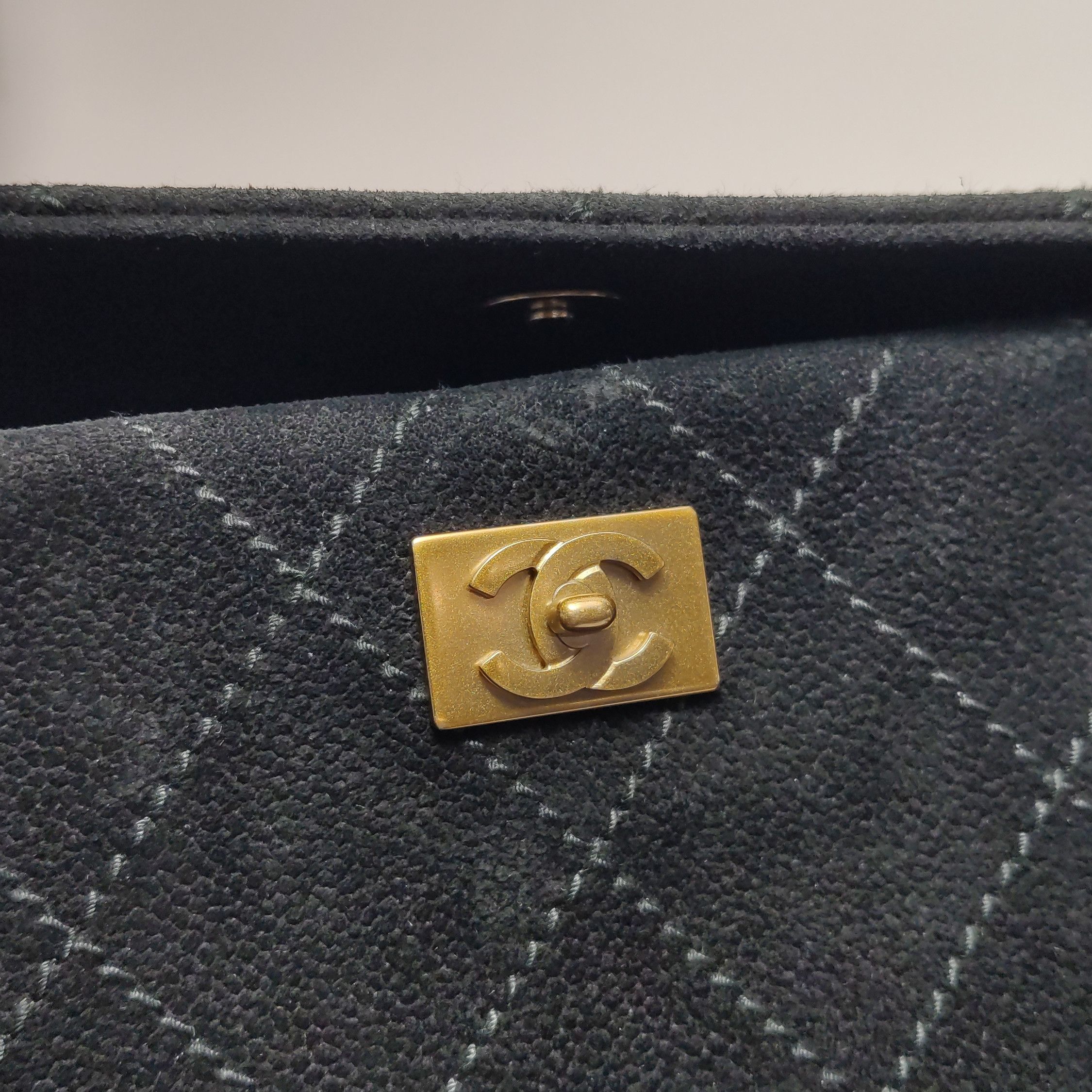 Chanel Chanel Women os Shoulder Bags Size ONE SIZE - 14 Thumbnail