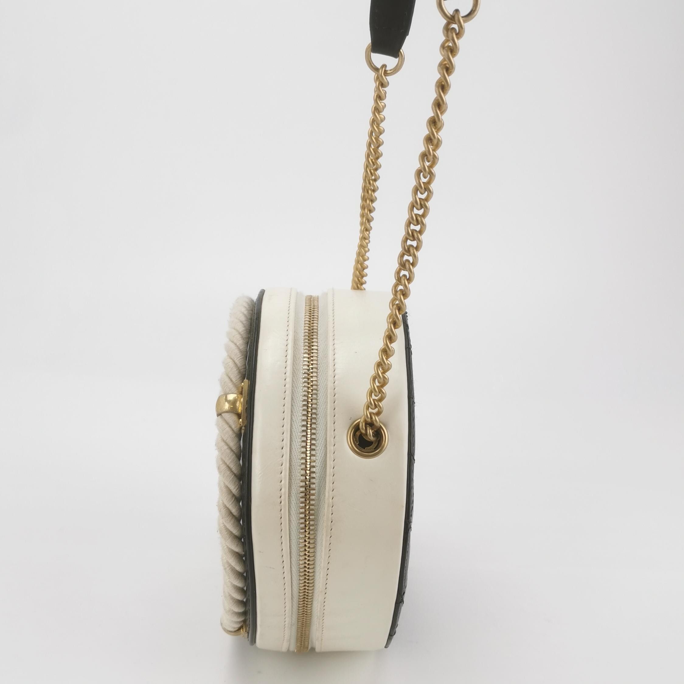 Chanel Chanel Women os Crossbody Bags Size ONE SIZE - 3 Thumbnail