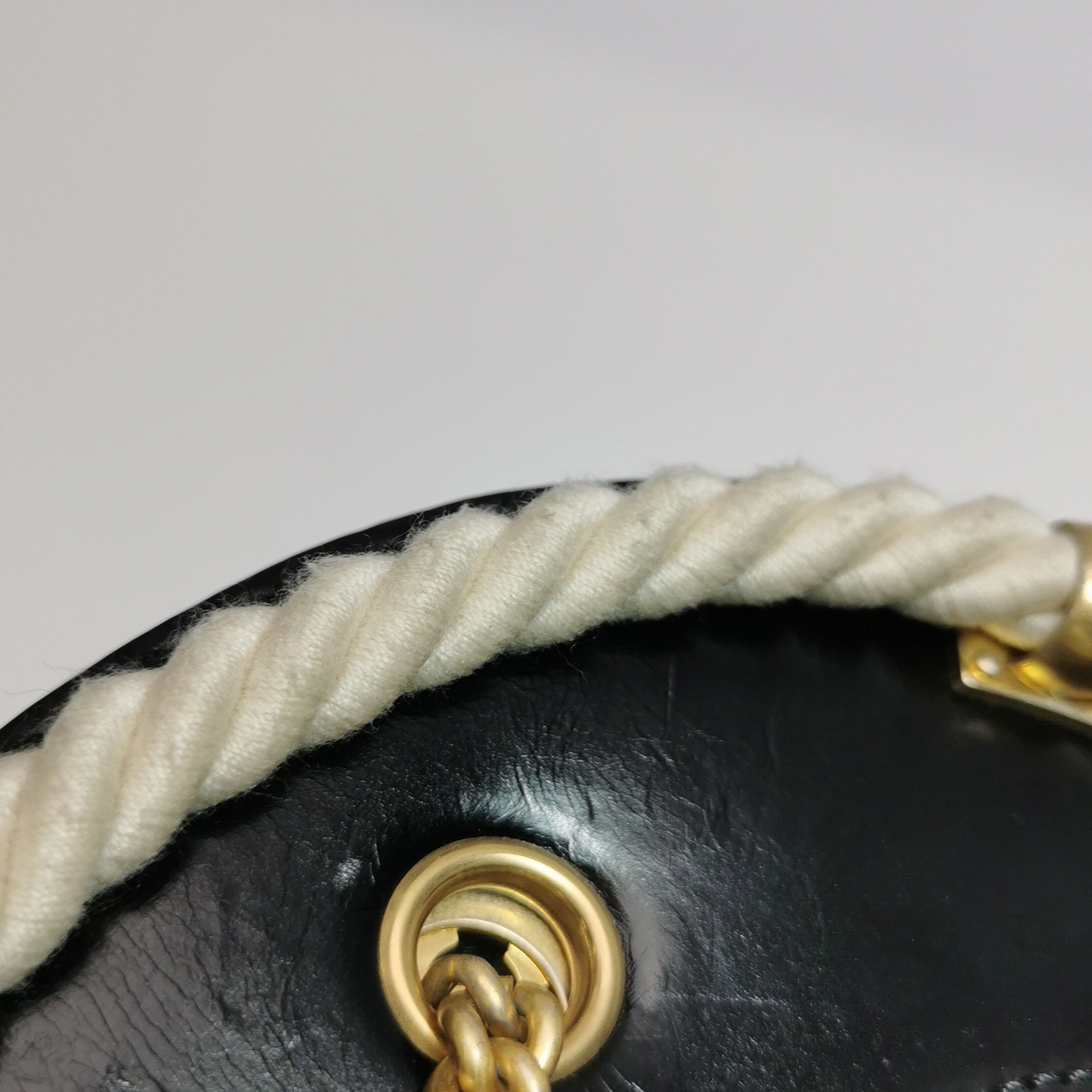 Chanel Chanel Women os Crossbody Bags Size ONE SIZE - 18 Thumbnail