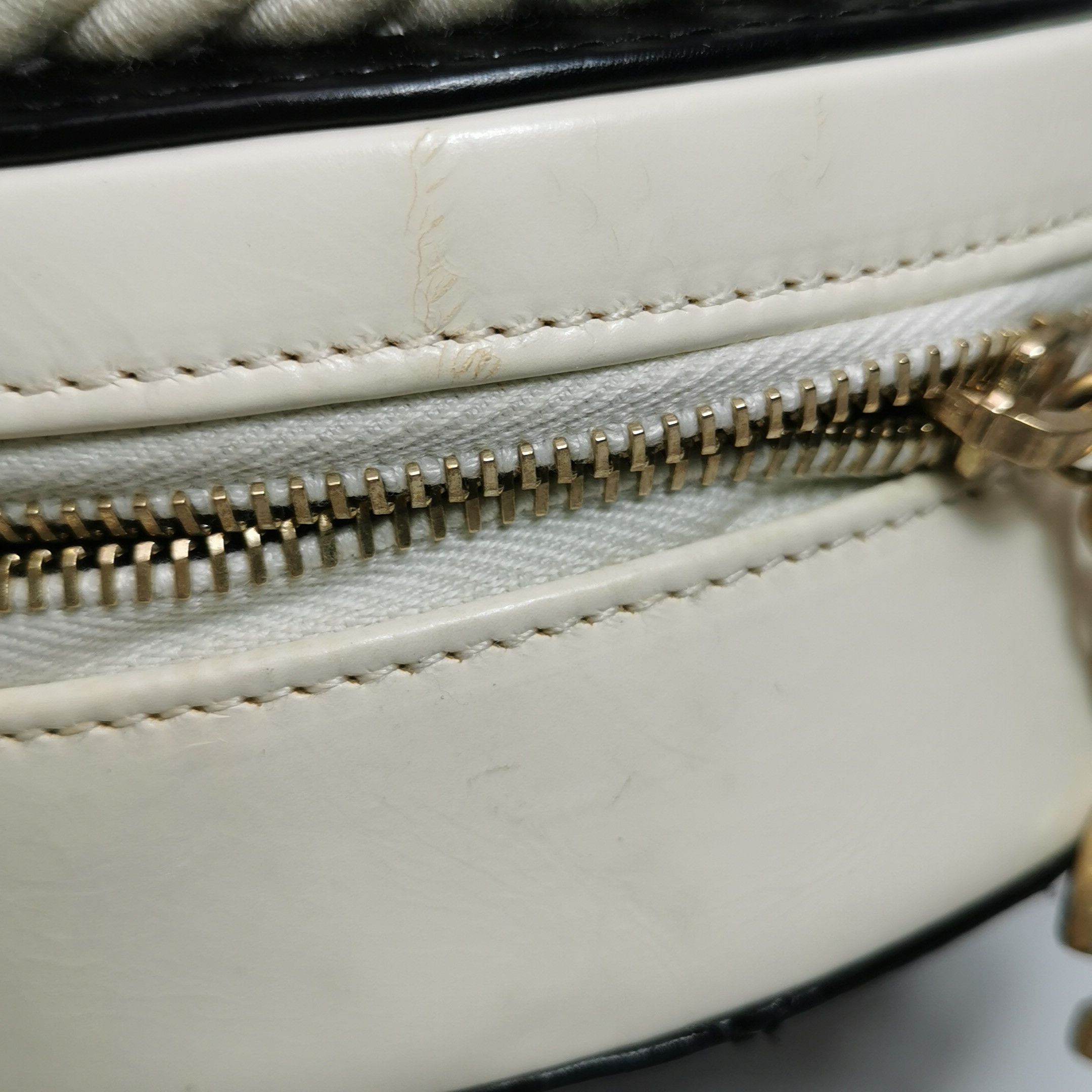 Chanel Chanel Women os Crossbody Bags Size ONE SIZE - 19 Thumbnail