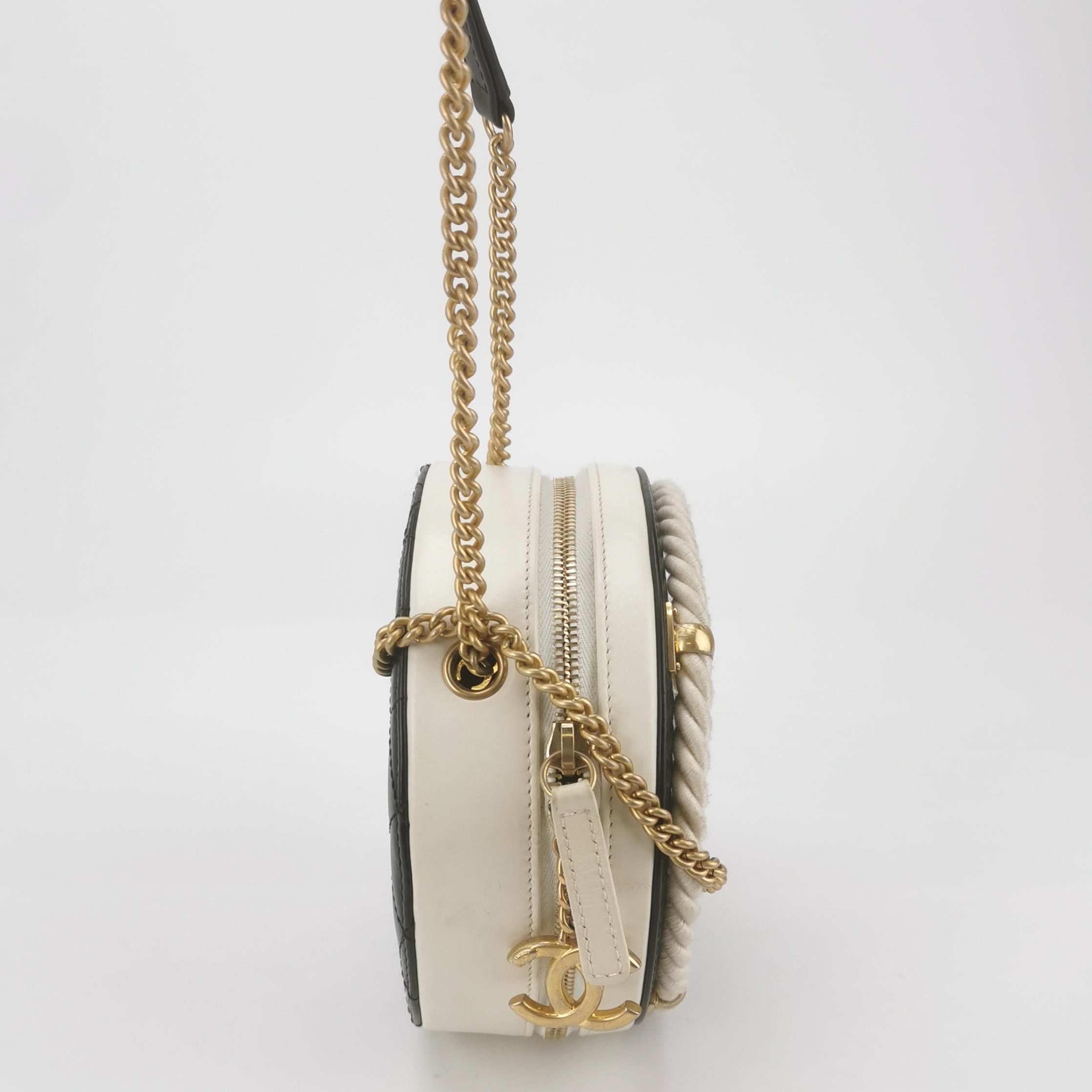 Chanel Chanel Women os Crossbody Bags Size ONE SIZE - 4 Thumbnail