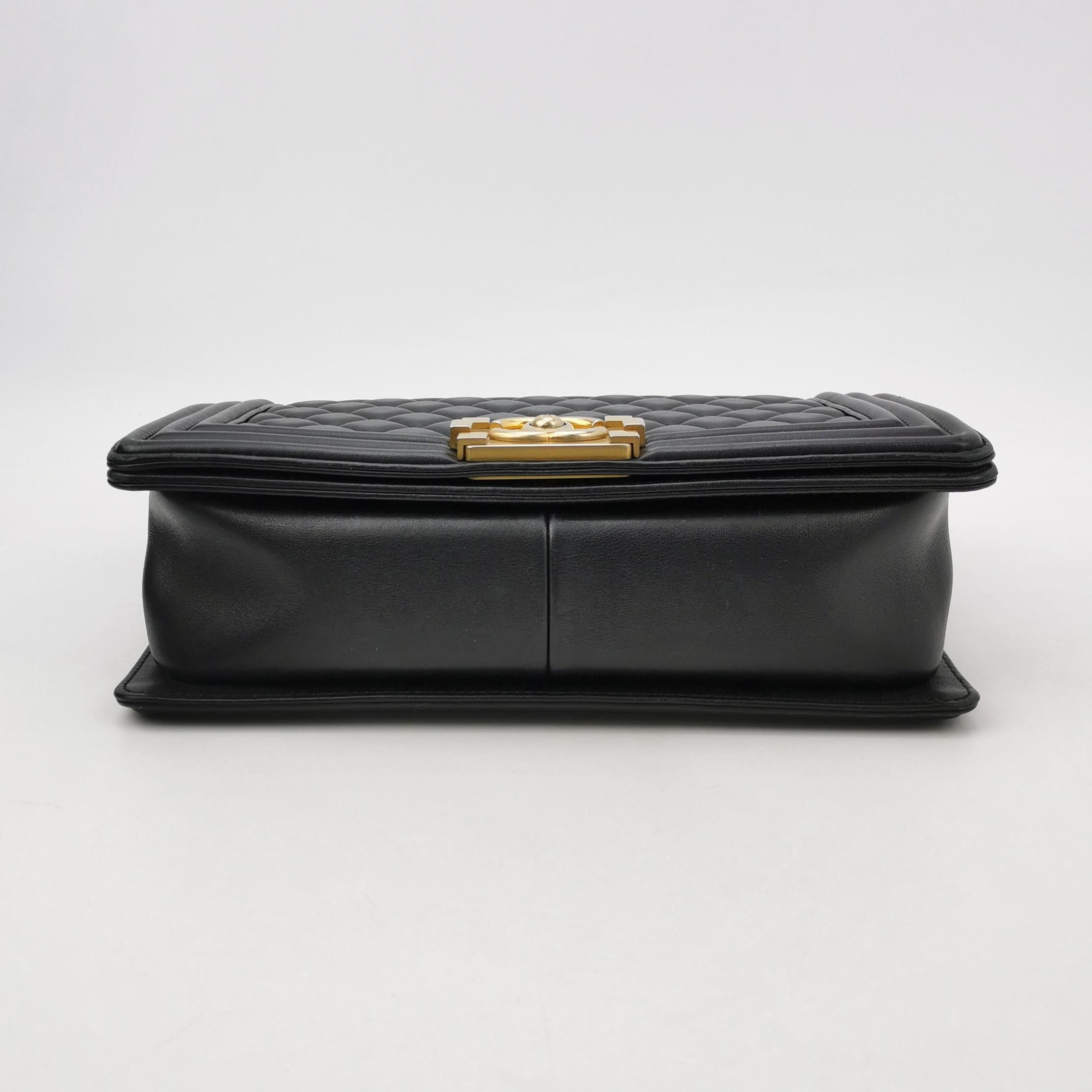 Chanel Chanel Women os Shoulder Bags Size ONE SIZE - 6 Thumbnail