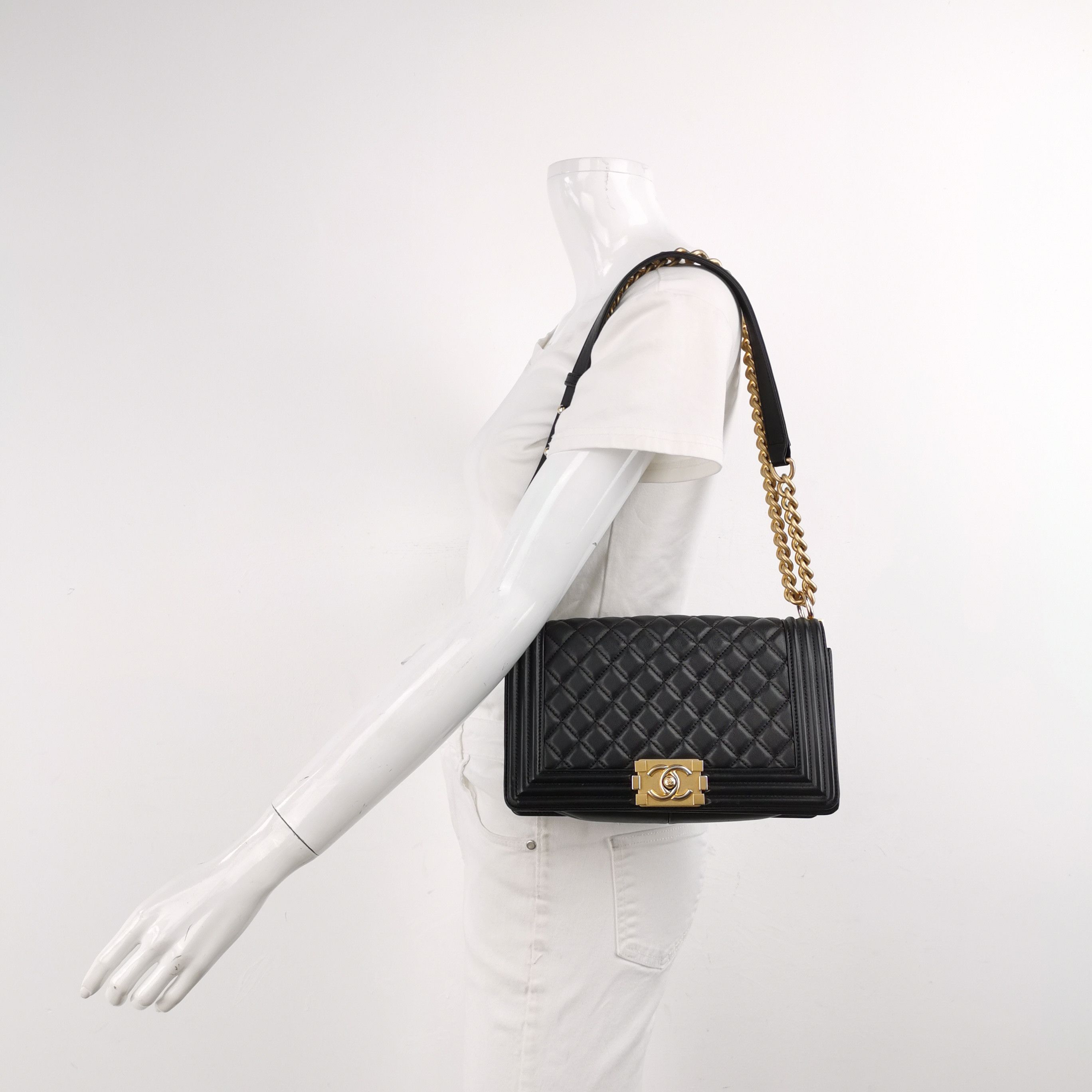 Chanel Chanel Women os Shoulder Bags Size ONE SIZE - 2 Thumbnail