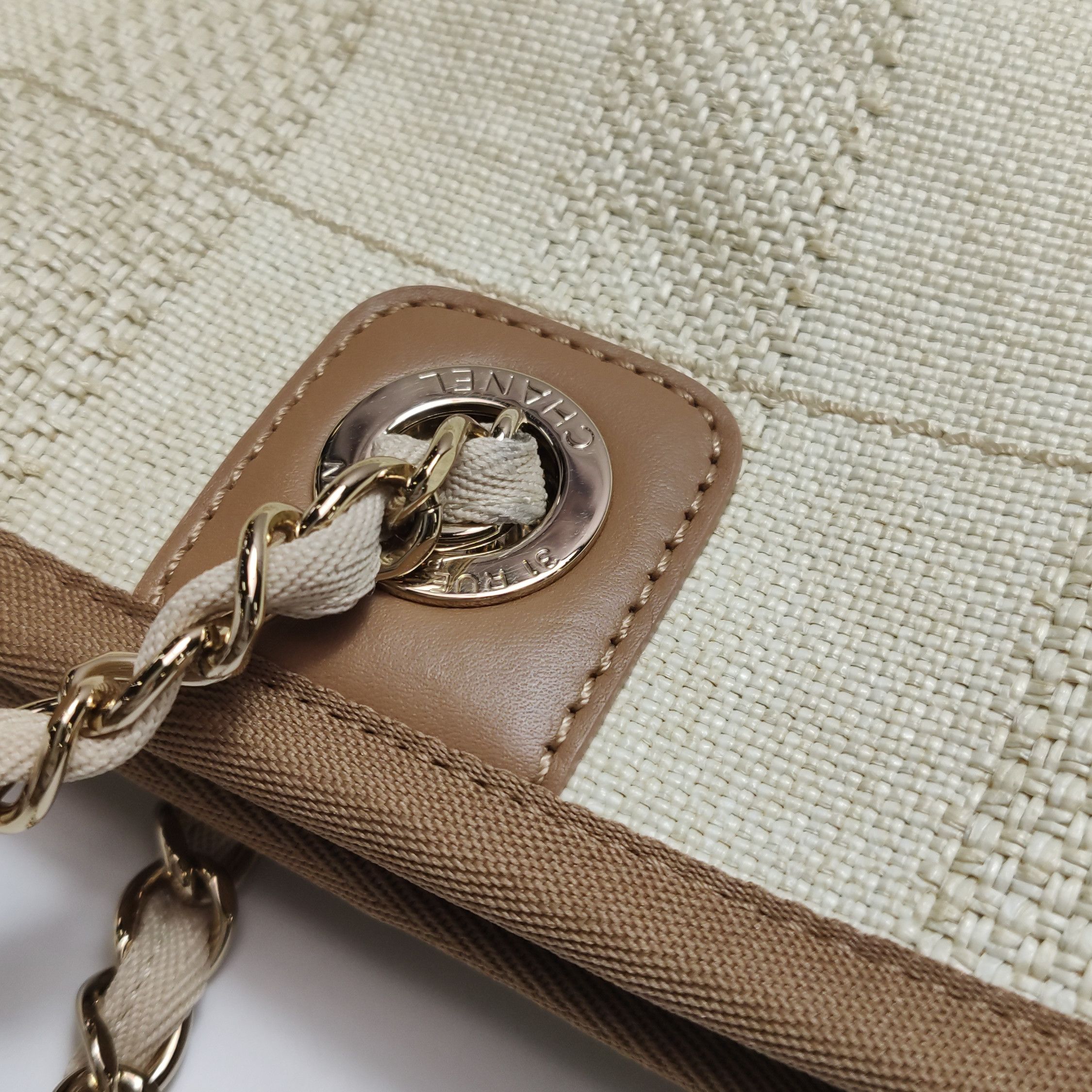Chanel Chanel Women os Shoulder Bags Size ONE SIZE - 11 Thumbnail