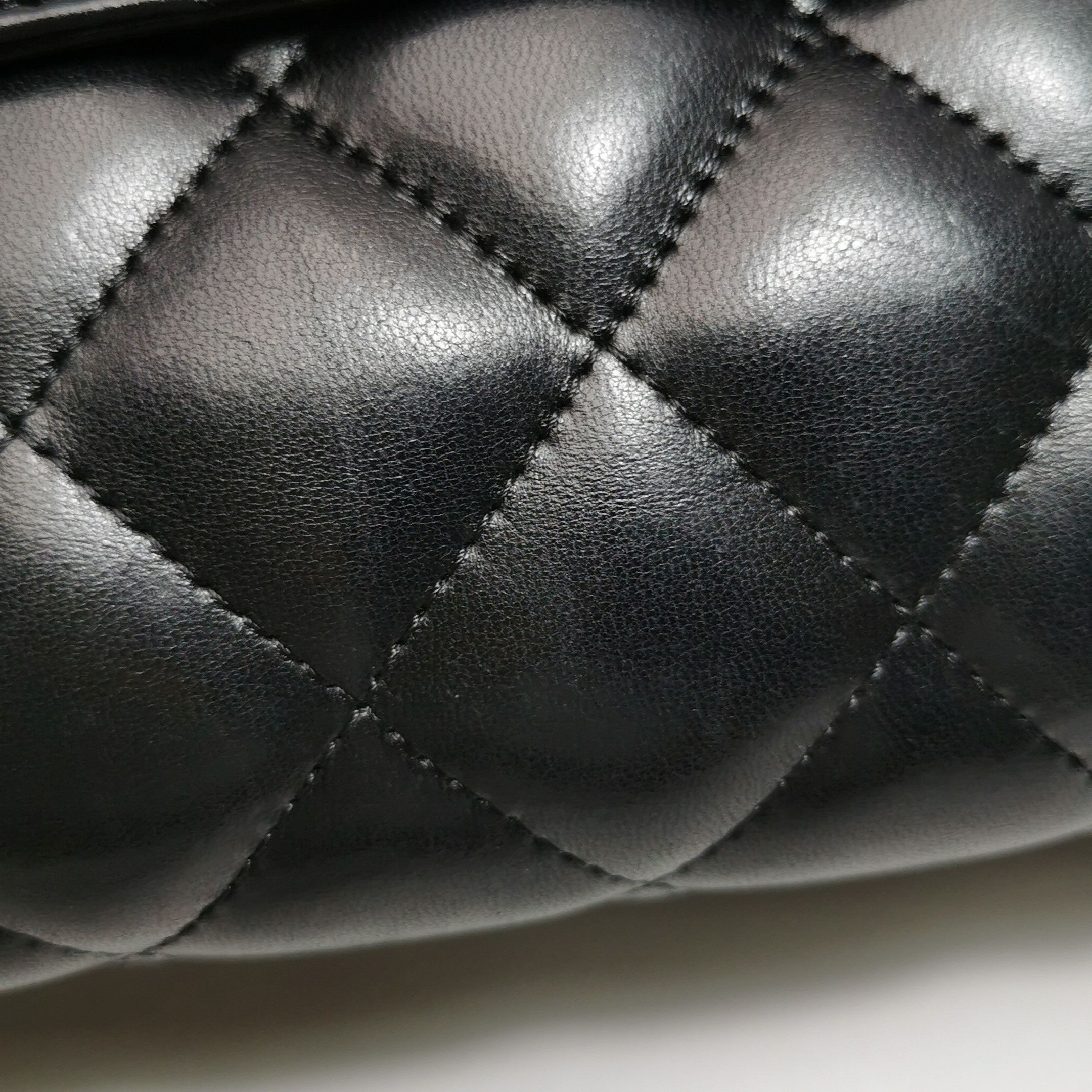 Chanel Chanel Women os Shoulder Bags Size ONE SIZE - 22 Thumbnail