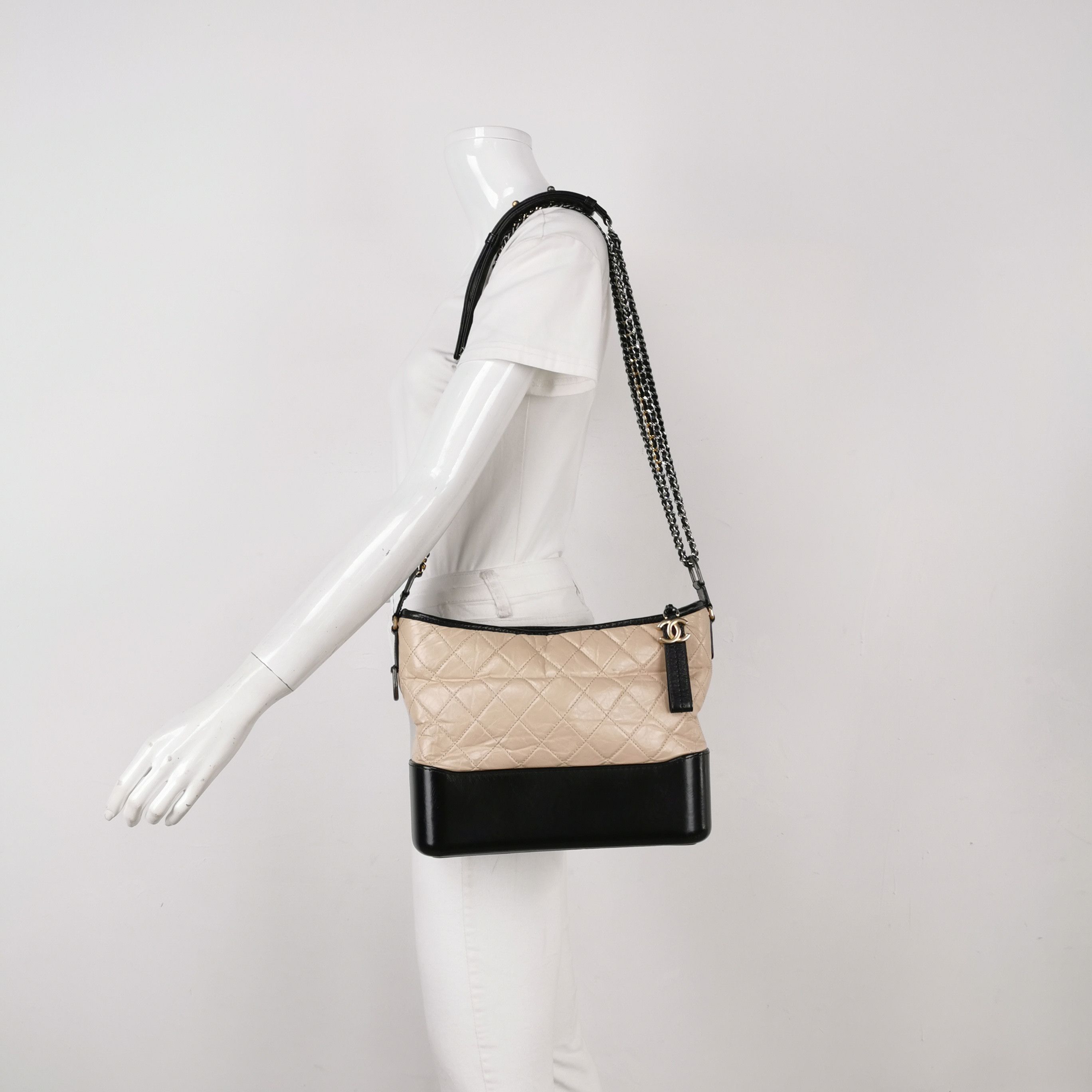 Chanel Chanel Women os Shoulder Bags Size ONE SIZE - 2 Thumbnail
