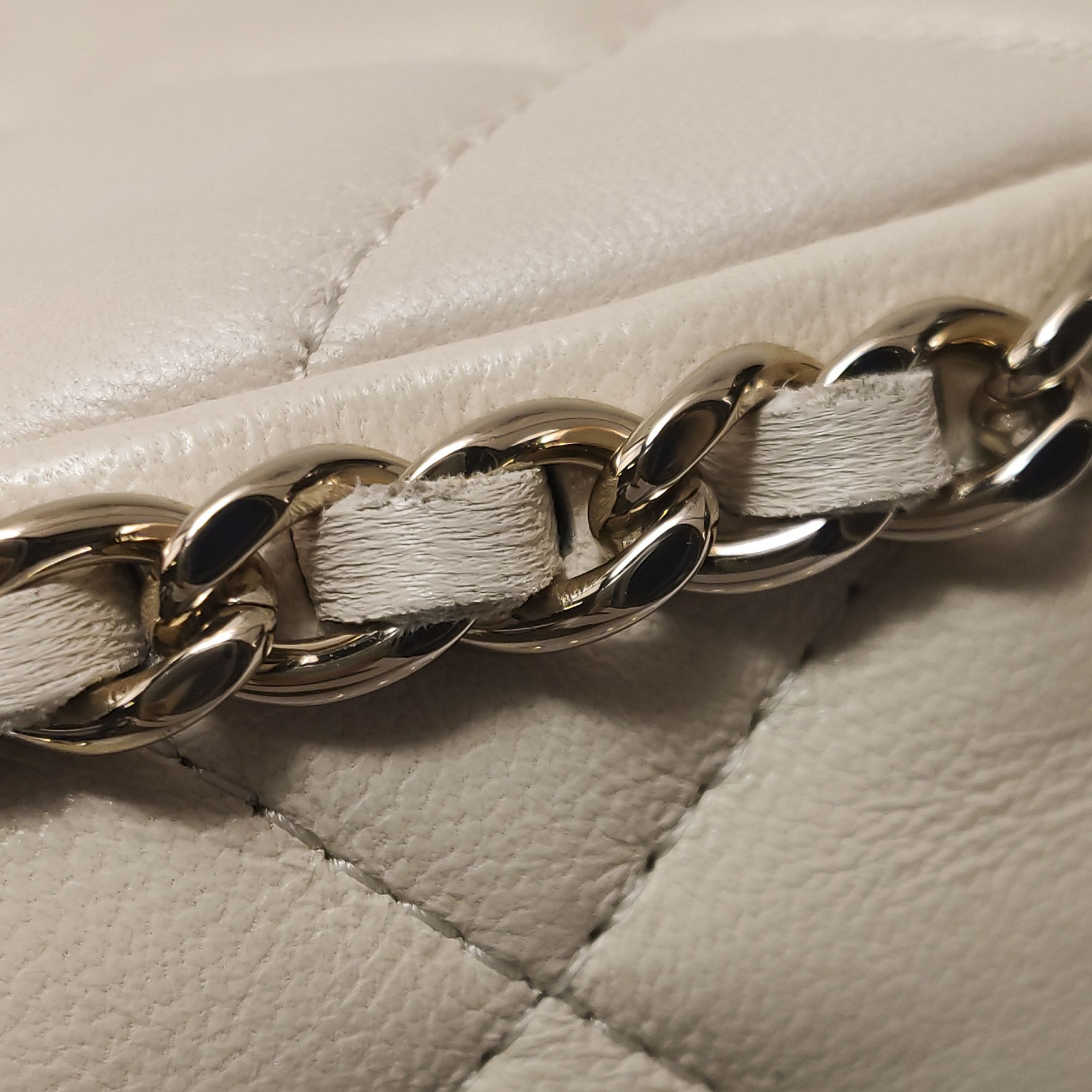 Chanel Chanel Women os Shoulder Bags Size ONE SIZE - 16 Thumbnail