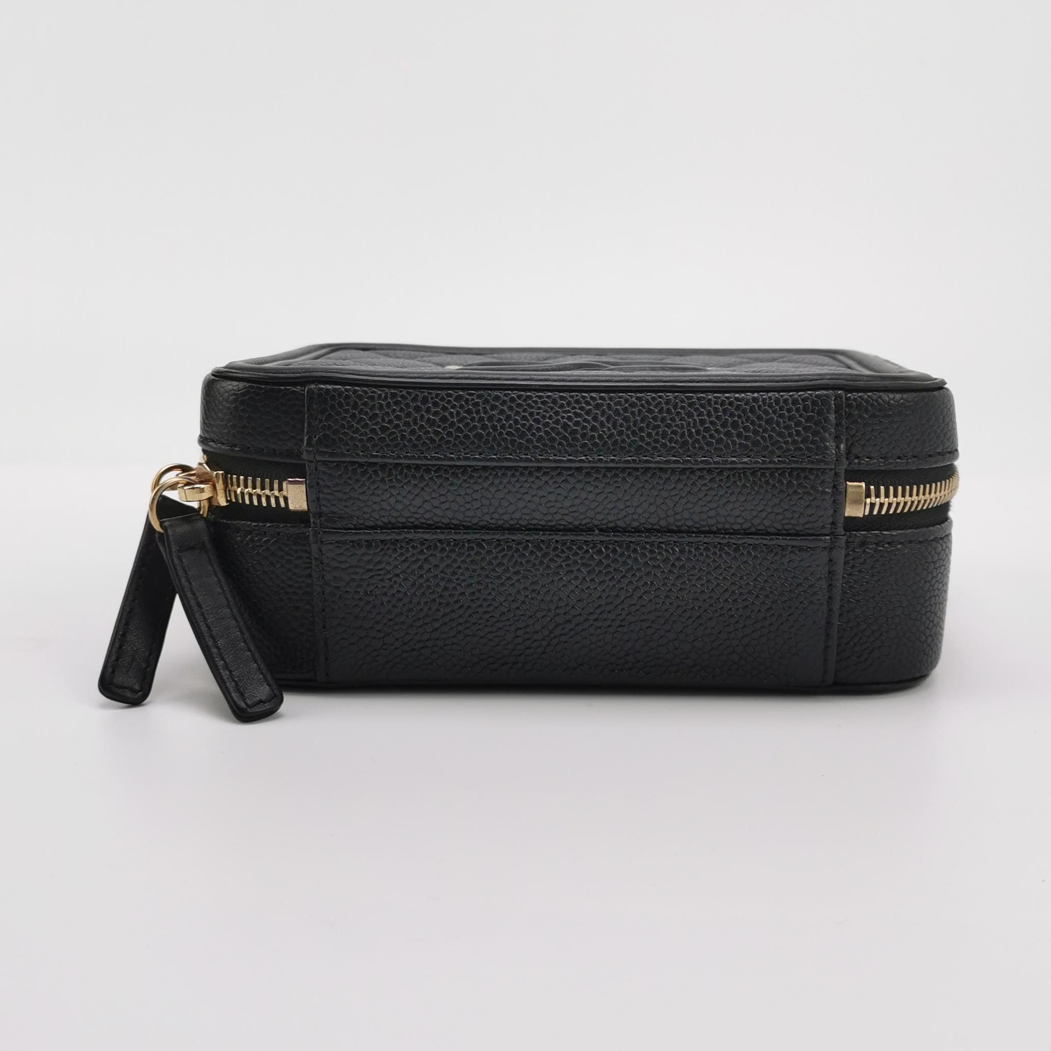 Chanel Chanel Women os Crossbody Bags Size ONE SIZE - 6 Thumbnail