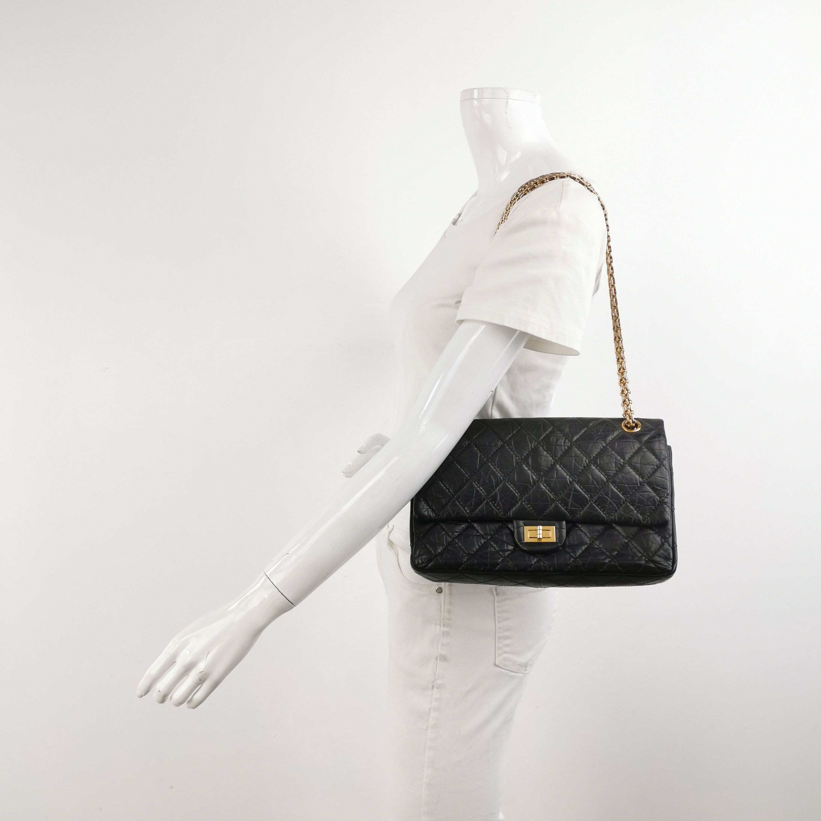 Chanel Chanel Women os Shoulder Bags Size ONE SIZE - 2 Thumbnail