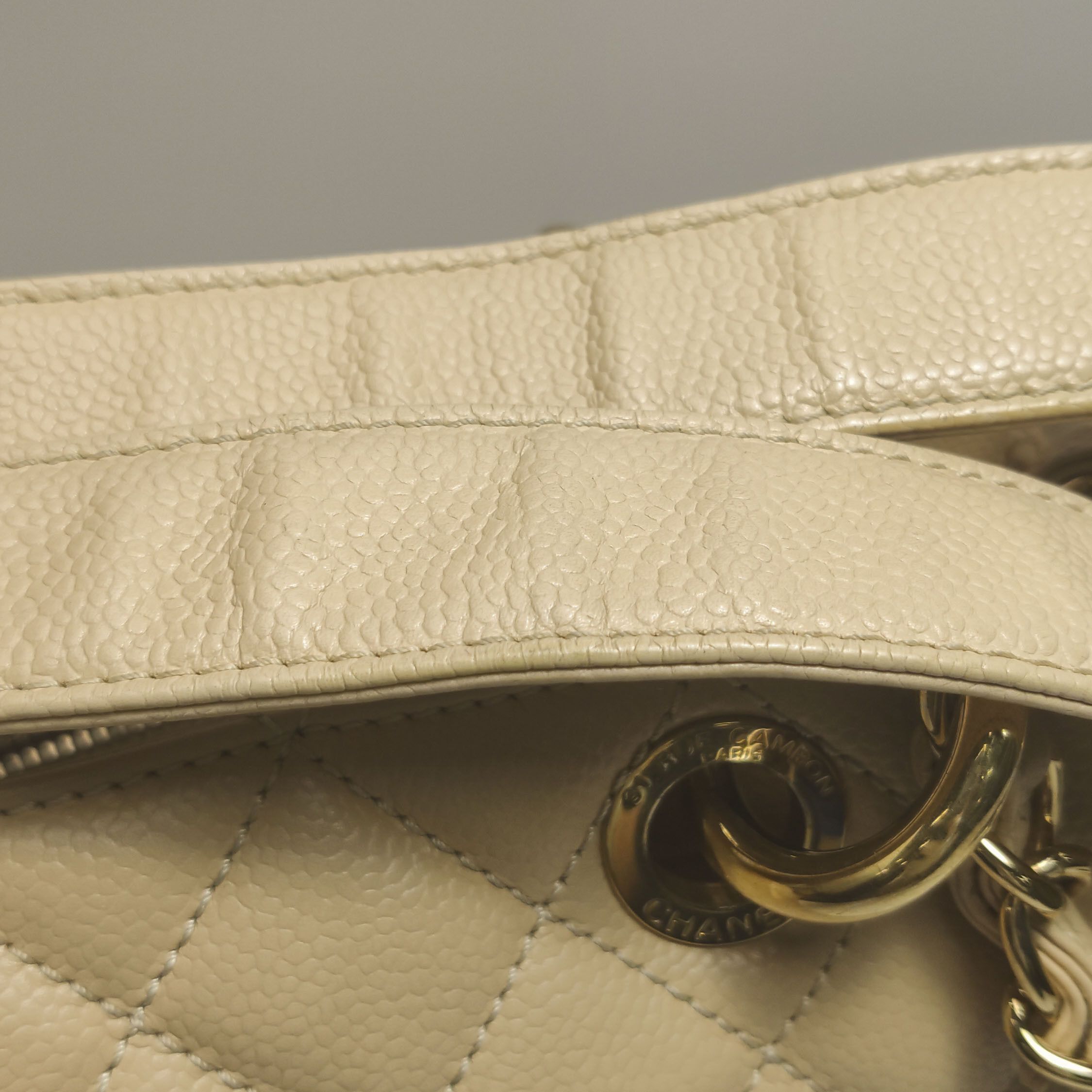 Chanel Chanel Women os Shoulder Bags Size ONE SIZE - 25 Thumbnail