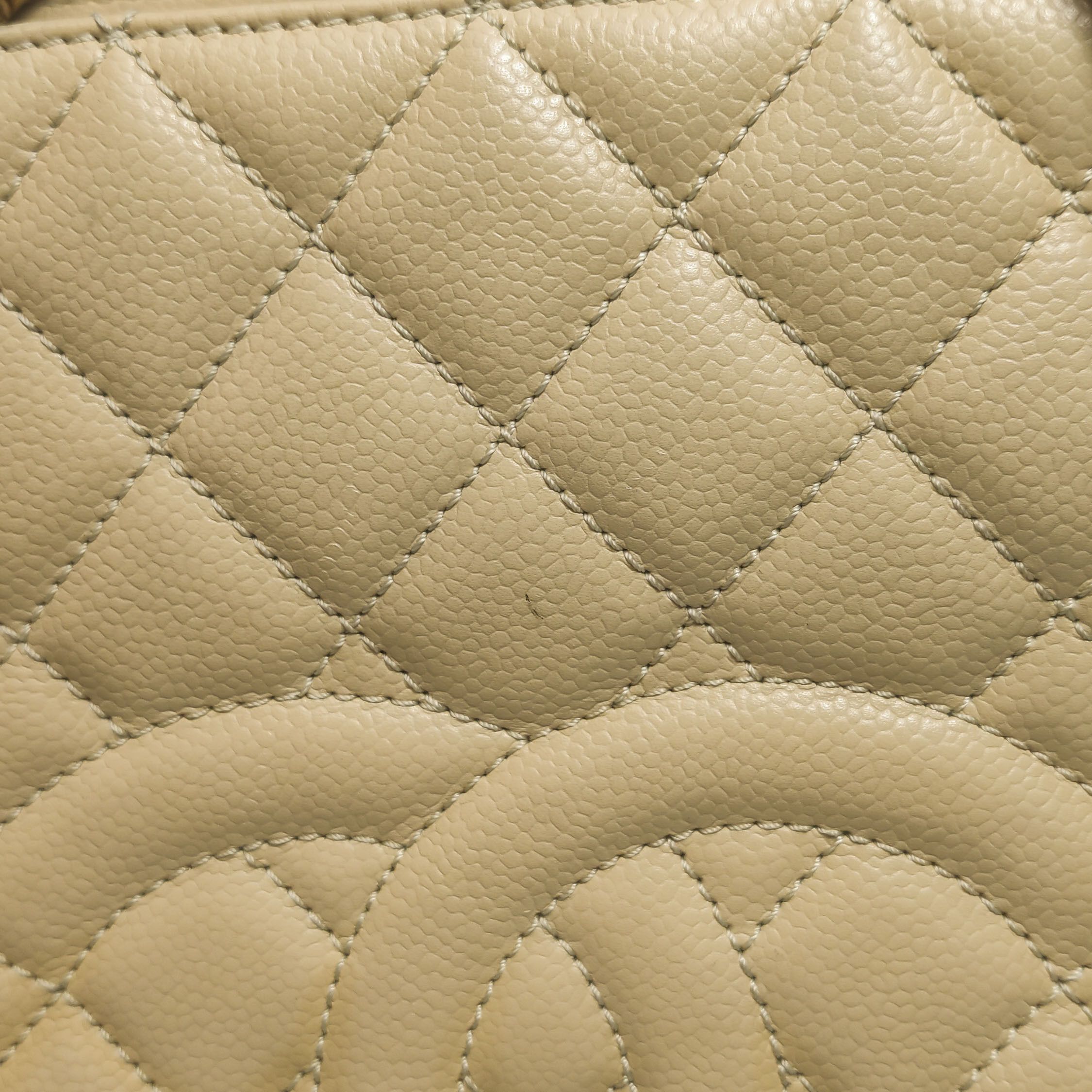 Chanel Chanel Women os Shoulder Bags Size ONE SIZE - 20 Thumbnail