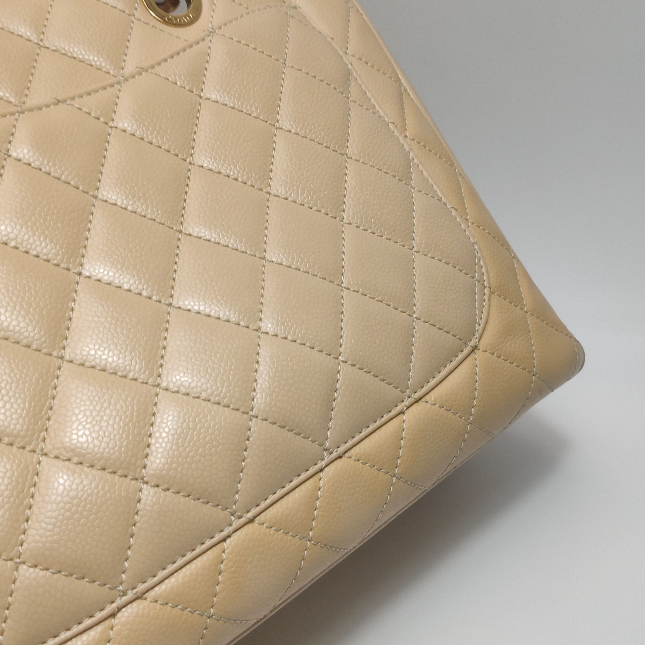 Chanel Chanel Women os Shoulder Bags Size ONE SIZE - 23 Thumbnail
