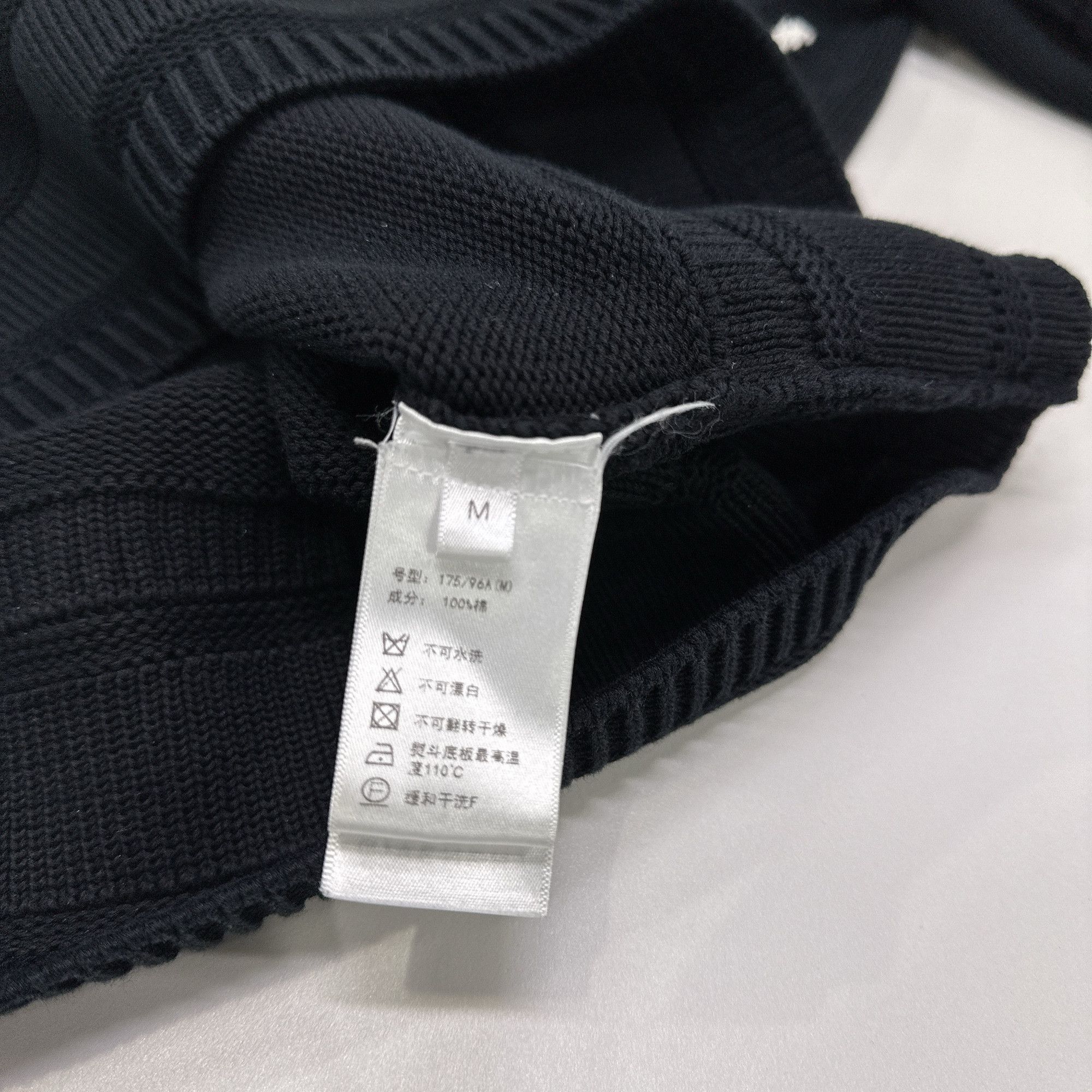 Givenchy Givenchy Logo Knit Sweater Size M Size US M / EU 48-50 / 2 - 4 Thumbnail