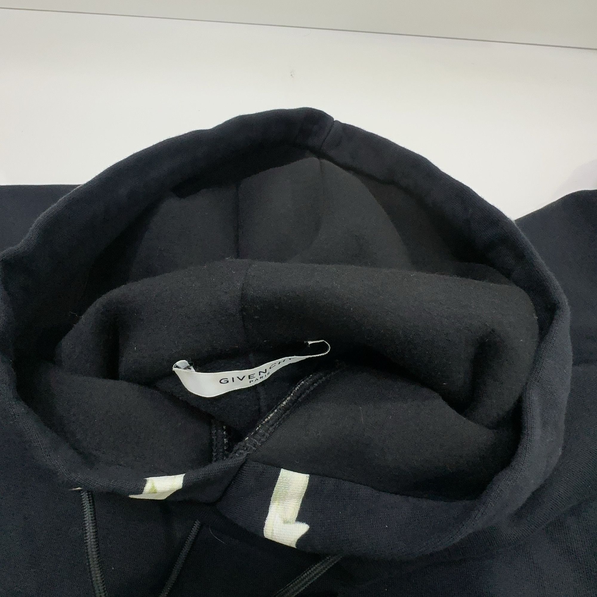 Givenchy Givenchy Shark Print Hoodie Size XL Size US XL / EU 56 / 4 - 5 Thumbnail