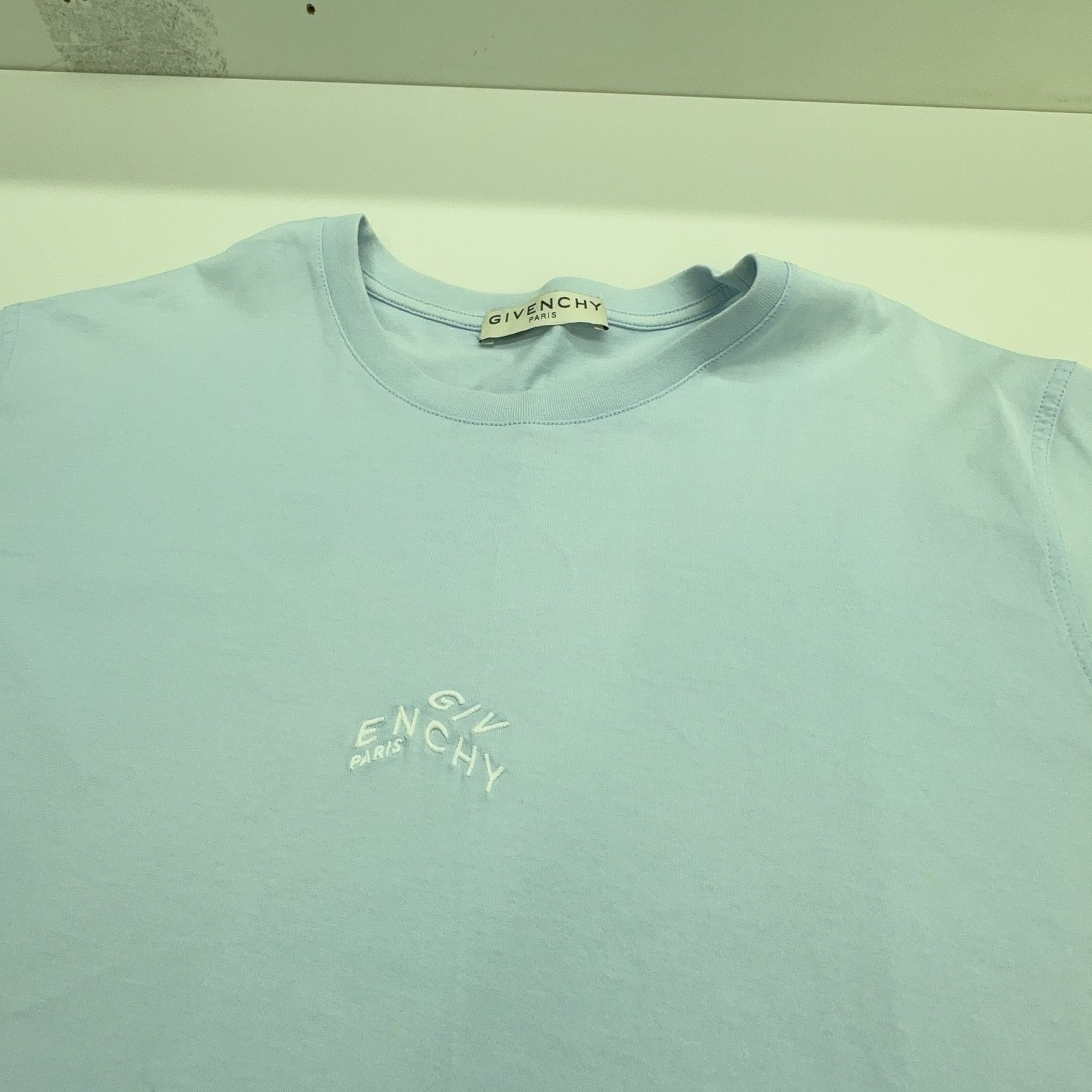 Givenchy Givenchy Embroidered Logo T-Shirt Size S Size US S / EU 44-46 / 1 - 6 Thumbnail