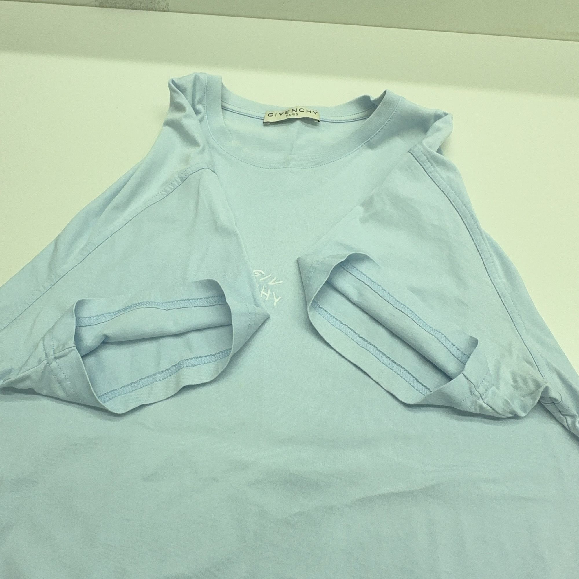 Givenchy Givenchy Embroidered Logo T-Shirt Size S Size US S / EU 44-46 / 1 - 11 Thumbnail