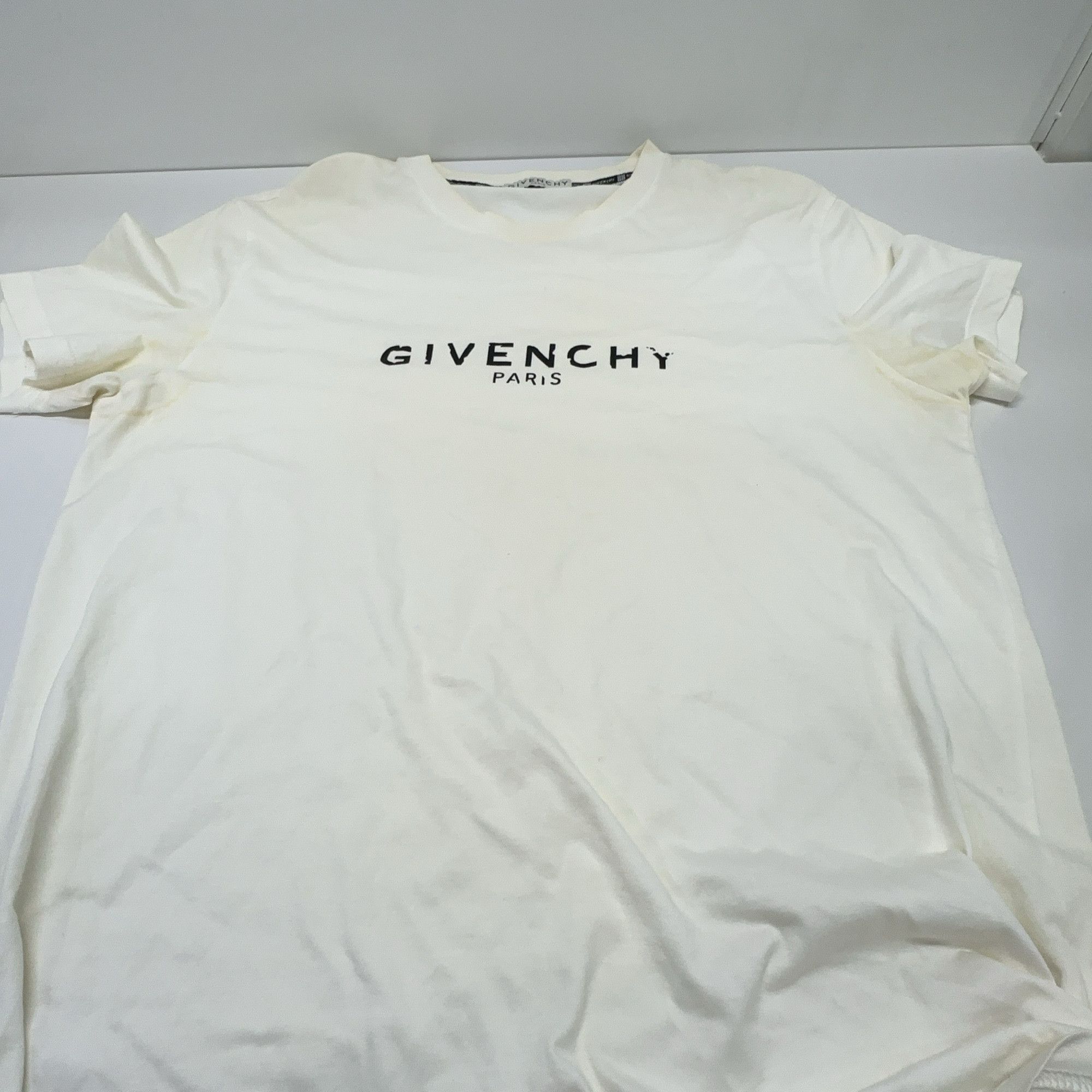 Givenchy Givenchy Logo Short Sleeve T-Shirt Size L Size US L / EU 52-54 / 3 - 5 Thumbnail