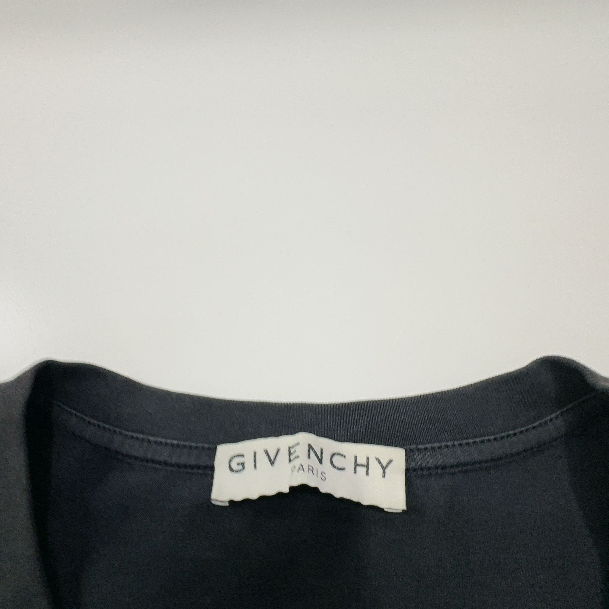 Givenchy Givenchy Gradient Logo T-Shirt Size XL Size US XL / EU 56 / 4 - 3 Thumbnail