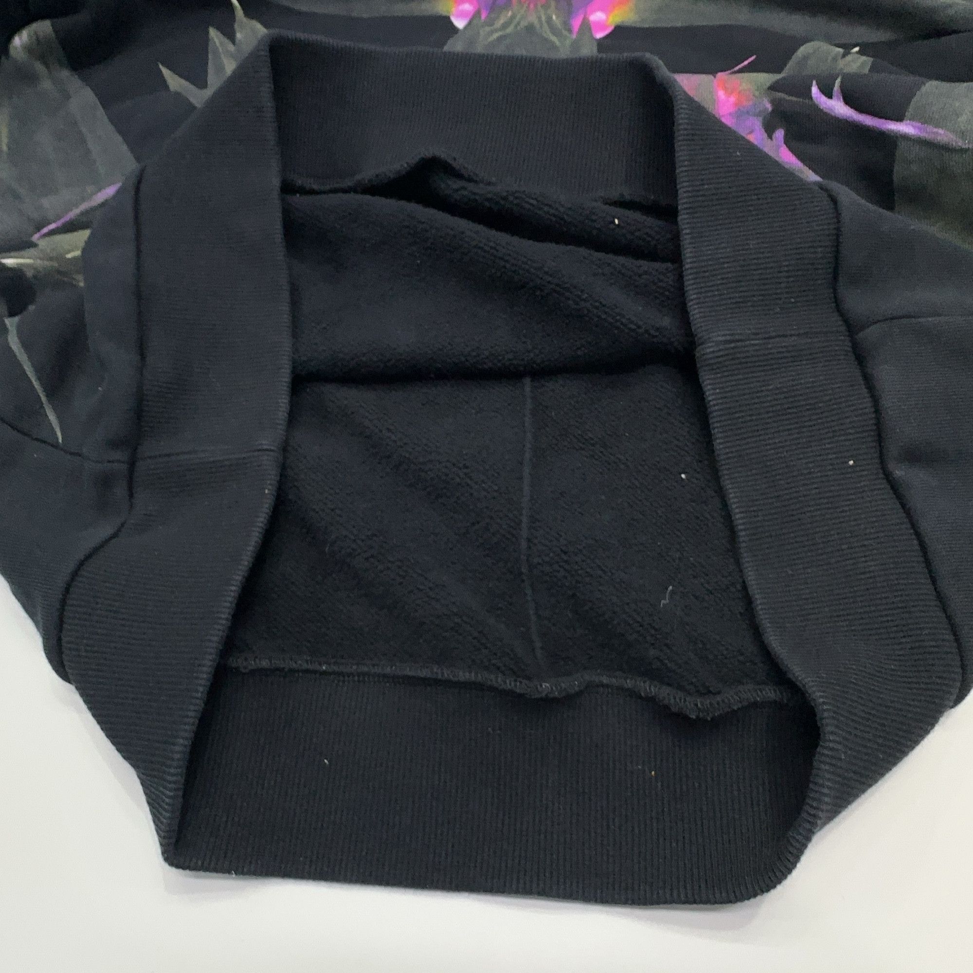 Givenchy Givenchy Floral Print Sweatshirt Size M Size US M / EU 48-50 / 2 - 7 Thumbnail