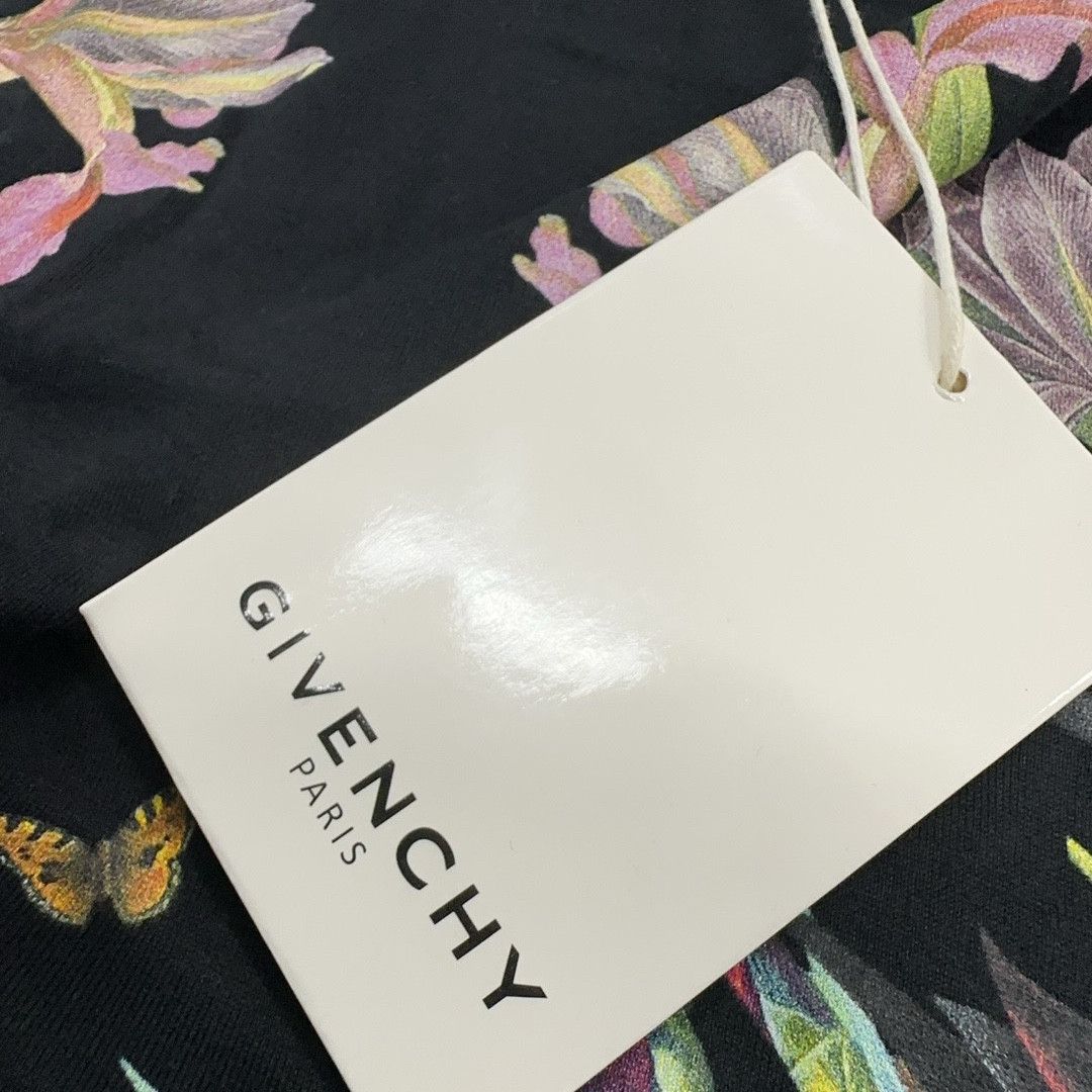 Givenchy Givenchy Floral Print T-Shirt Size M Size M / US 6-8 / IT 42-44 - 4 Thumbnail