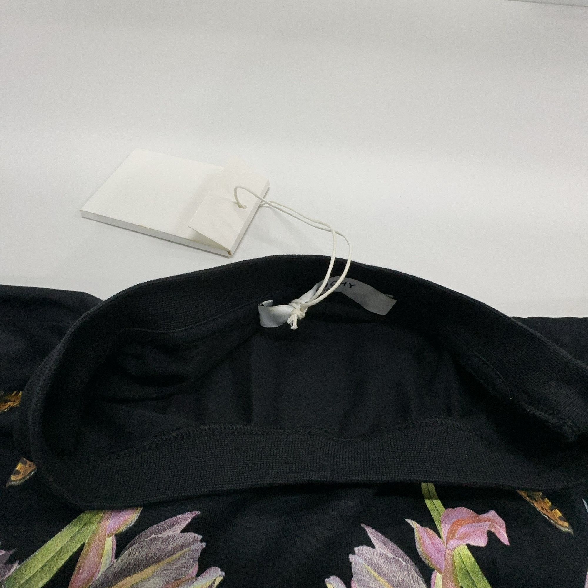Givenchy Givenchy Floral Print T-Shirt Size M Size M / US 6-8 / IT 42-44 - 6 Thumbnail