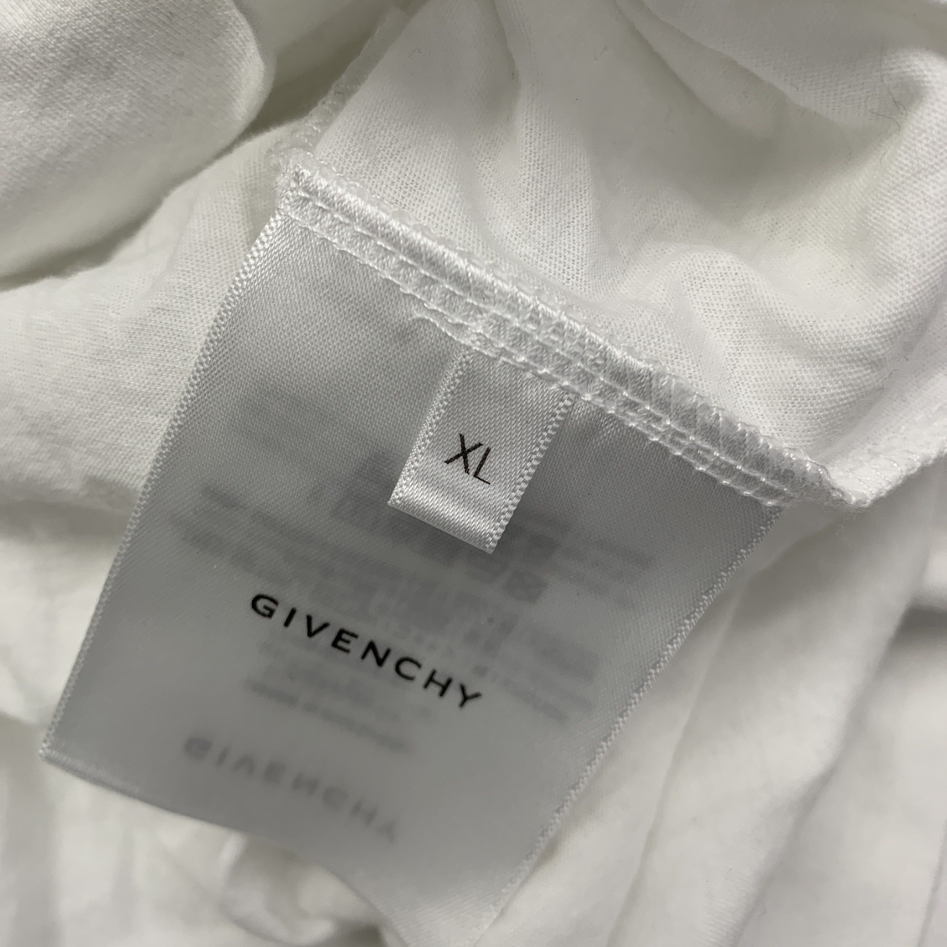 Givenchy Givenchy Logo Distressed T-Shirt Size XL Size US XL / EU 56 / 4 - 3 Thumbnail