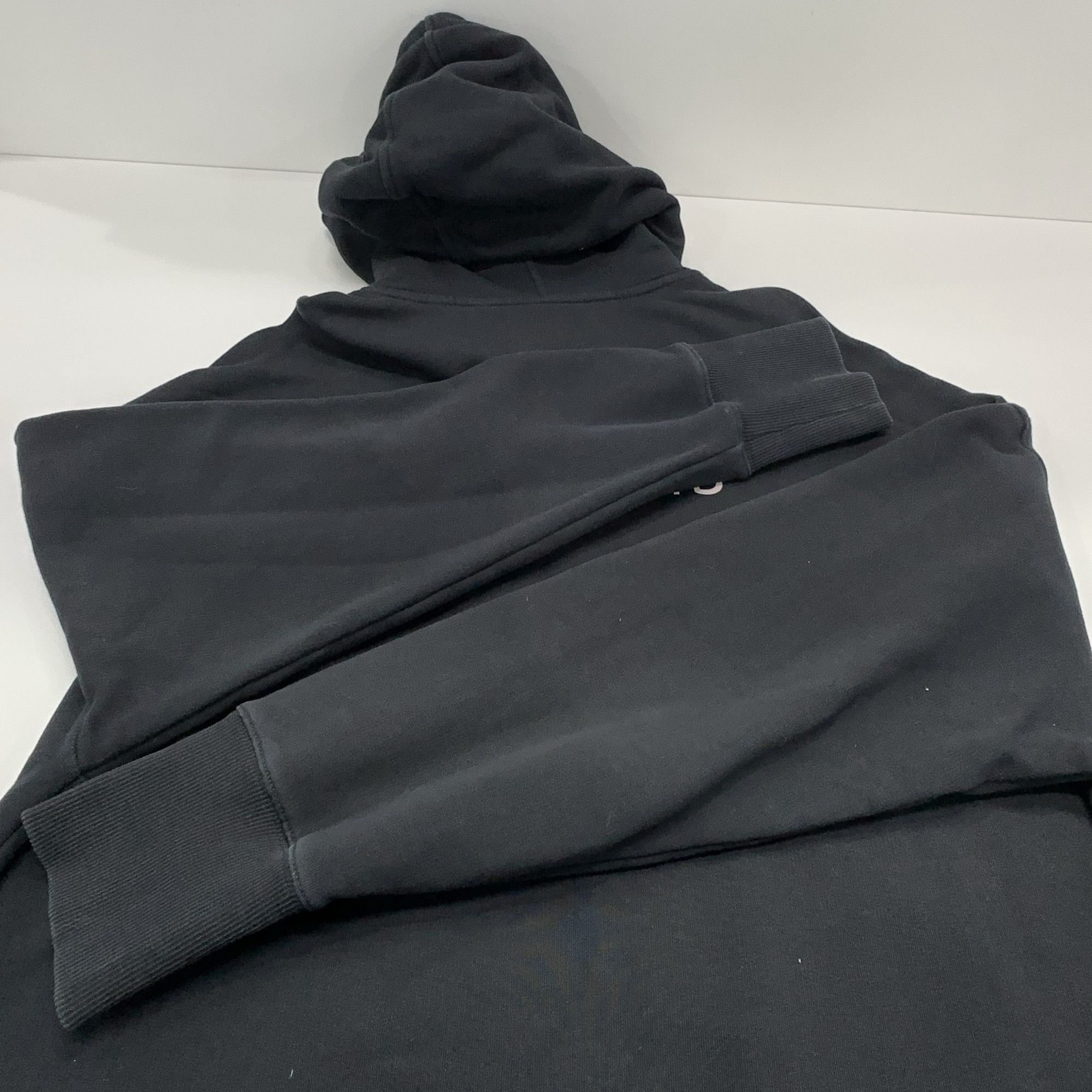 Givenchy Givenchy Logo Print Hoodie Size L Size L / US 10 / IT 46 - 13 Thumbnail